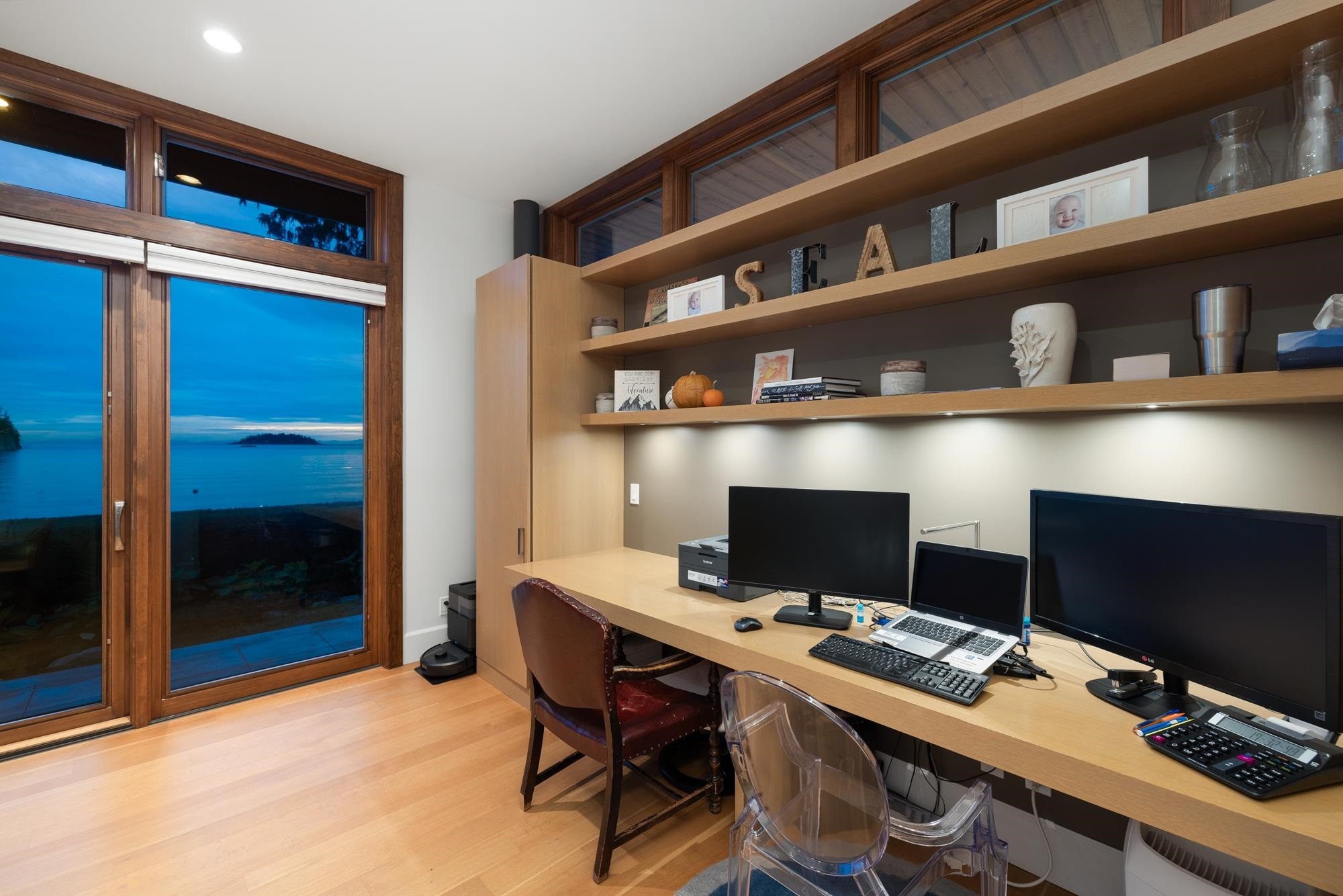 6780 Batchelor Bay Place, West Vancouver, BC