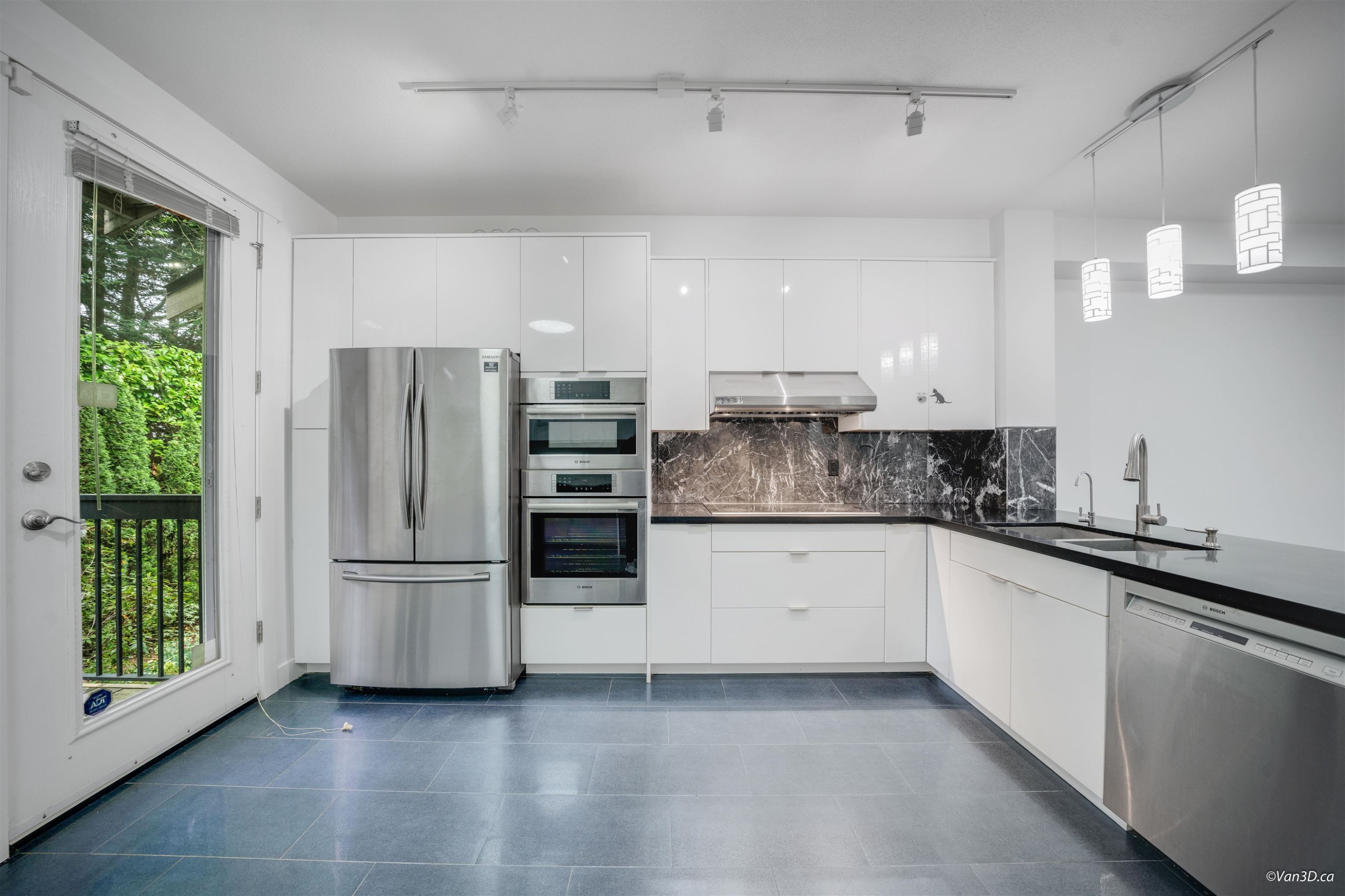 6612 Arbutus Street, Vancouver, BC