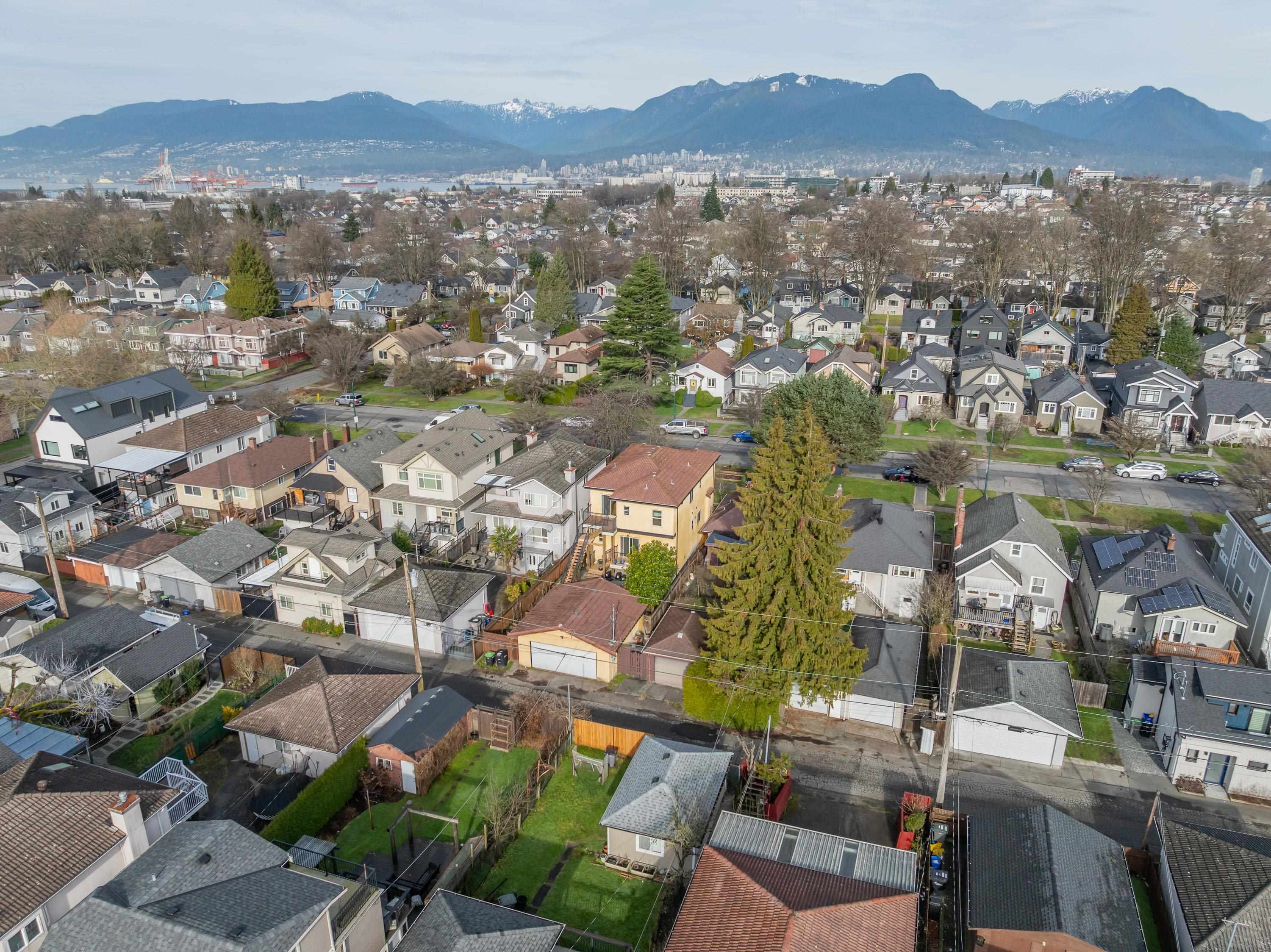 2638 Charles Street, Vancouver, BC
