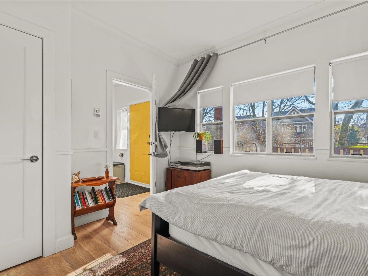 143 13Th Avenue W, Vancouver, BC