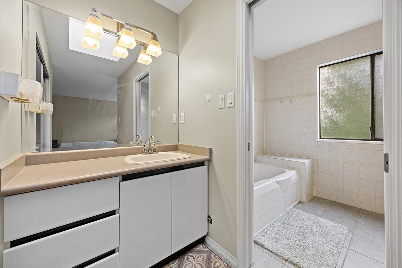 4420 Waller Drive, Richmond, BC