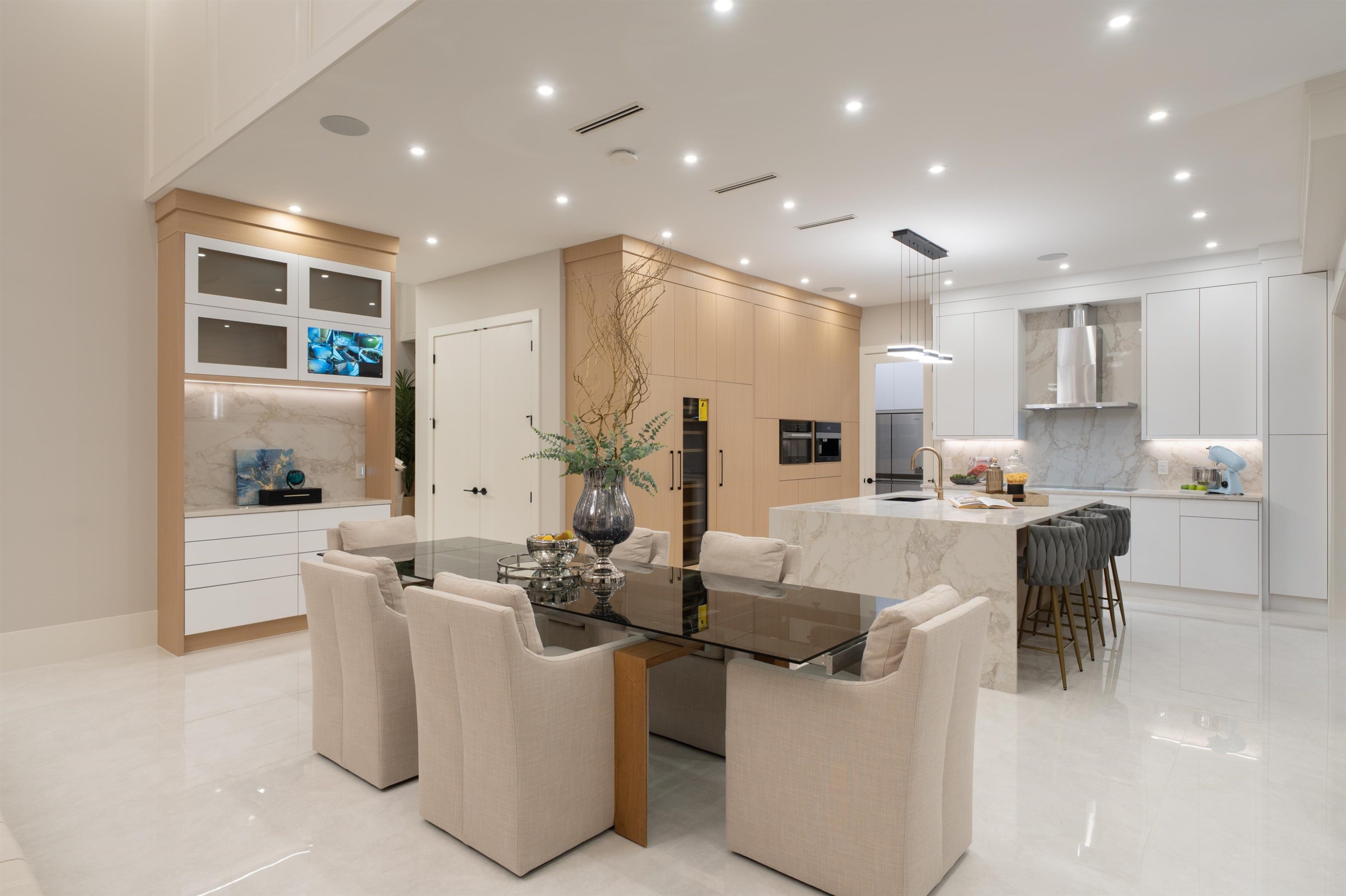 8060 Minler Road, Richmond, BC