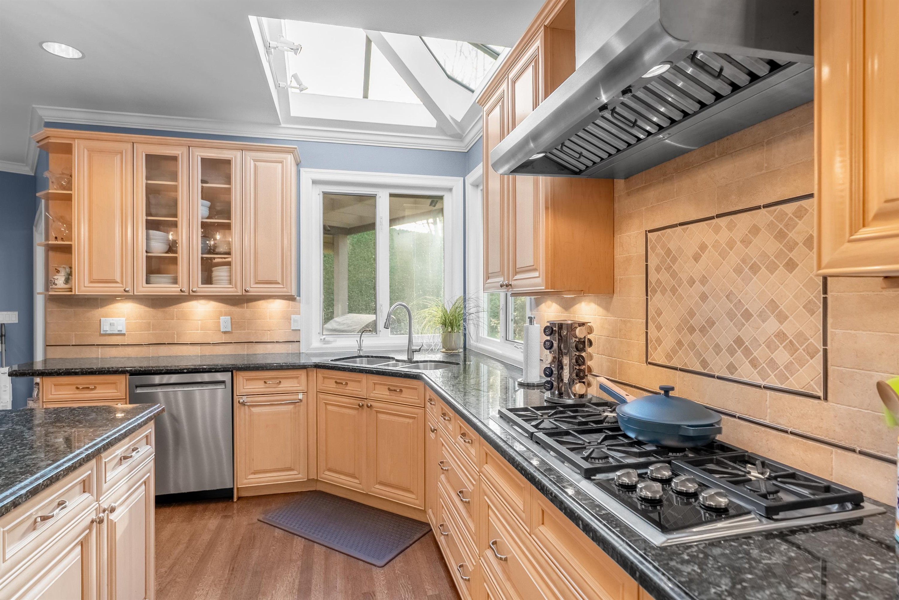 9671 Heather Place, Richmond, BC