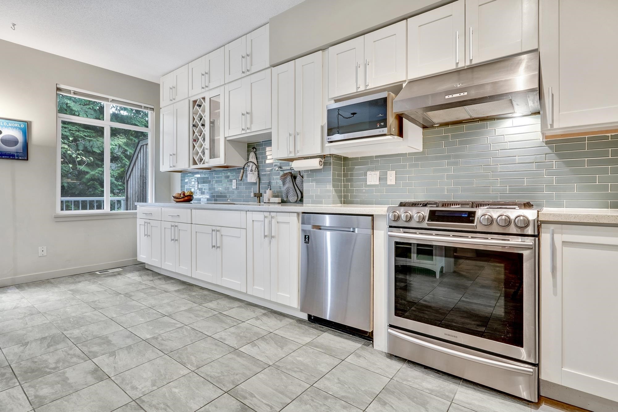 3264 Clermont Mews, Vancouver, BC