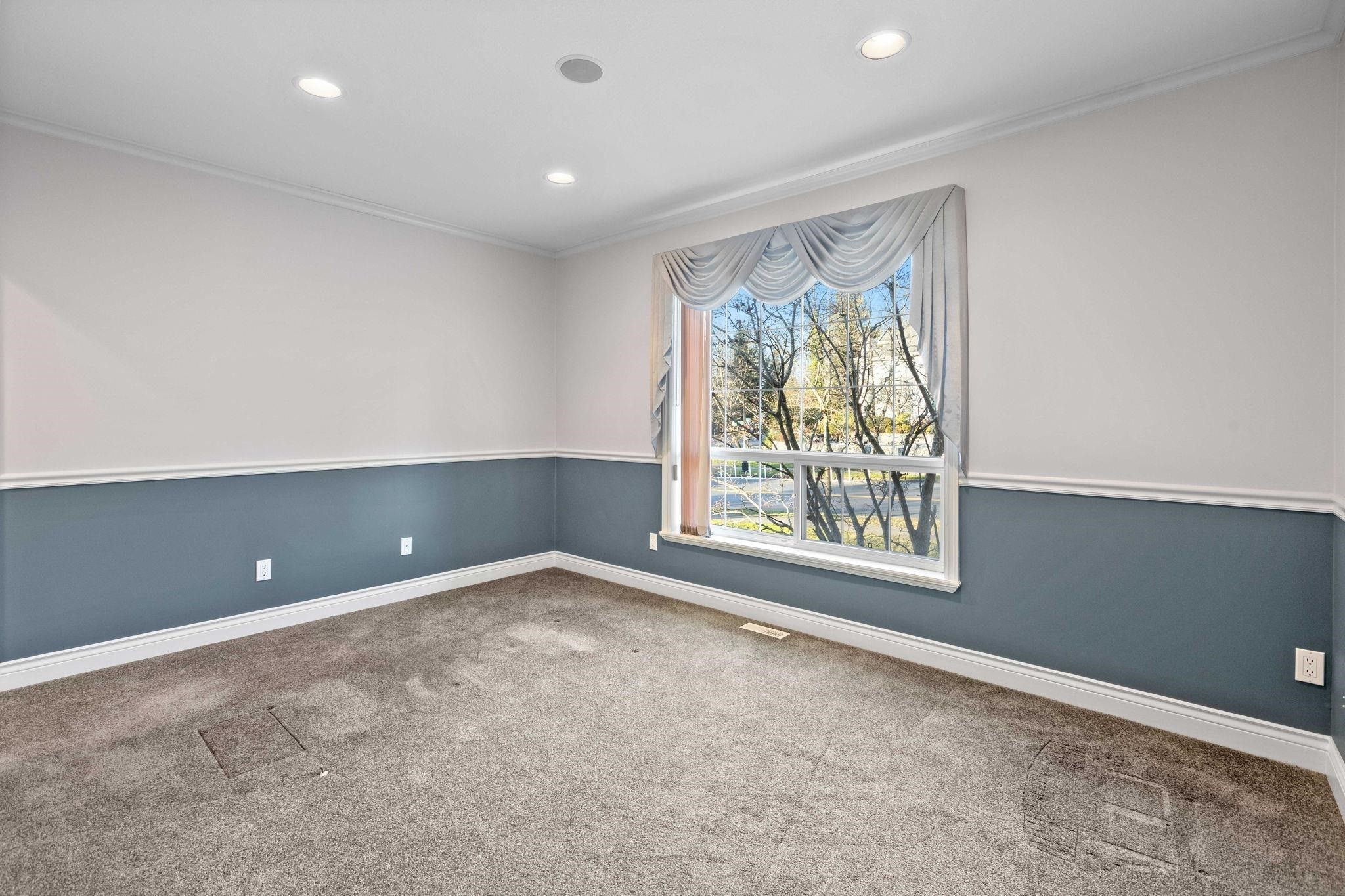 1501 Parkway Boulevard, Coquitlam, BC