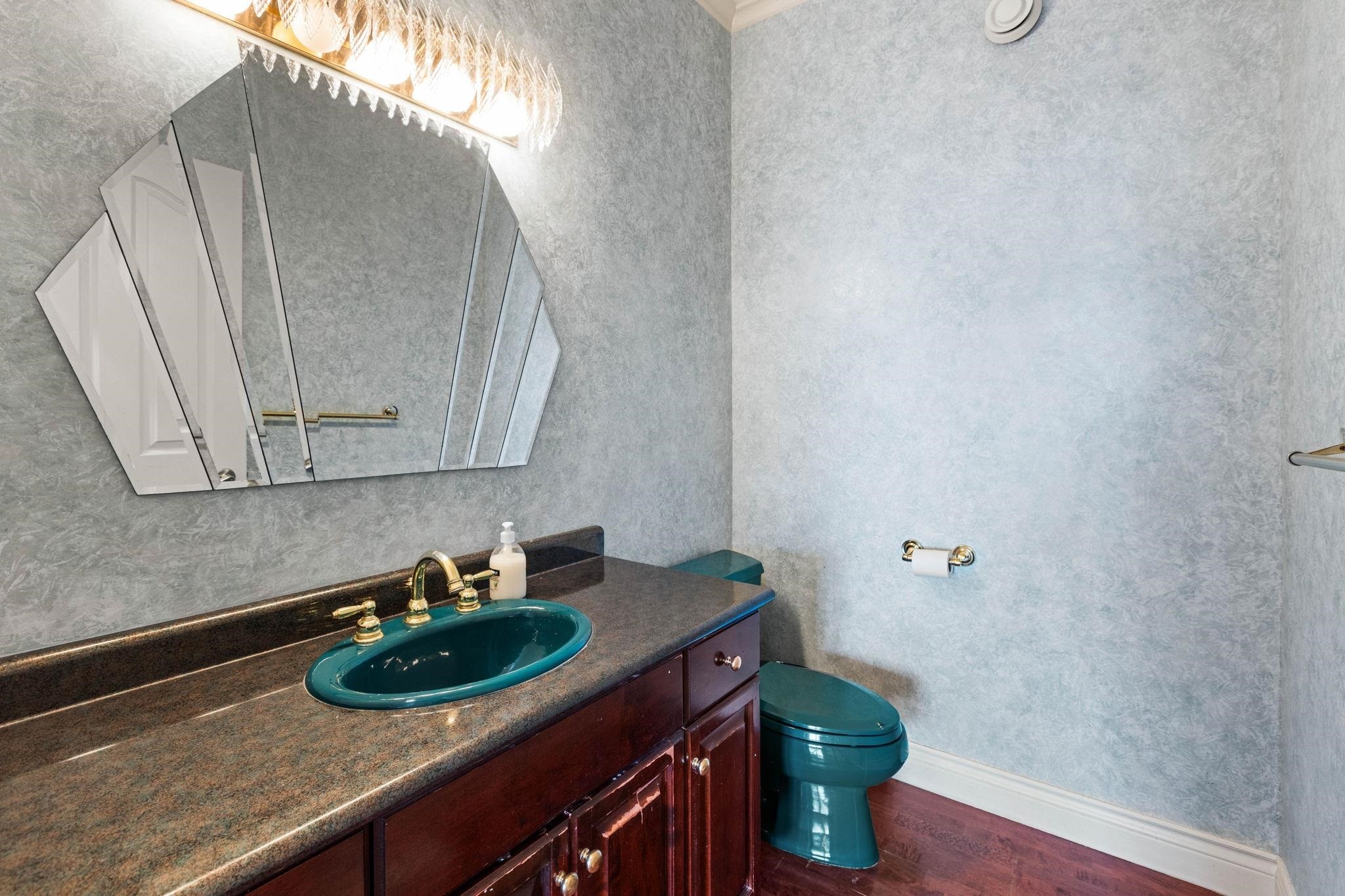 1501 Parkway Boulevard, Coquitlam, BC