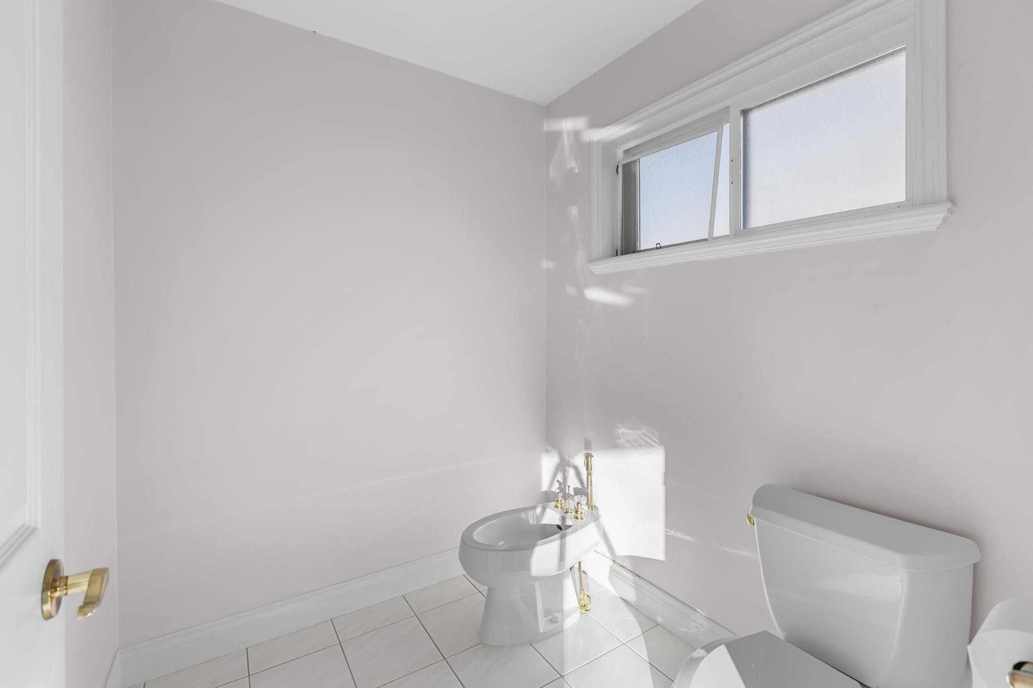 1501 Parkway Boulevard, Coquitlam, BC