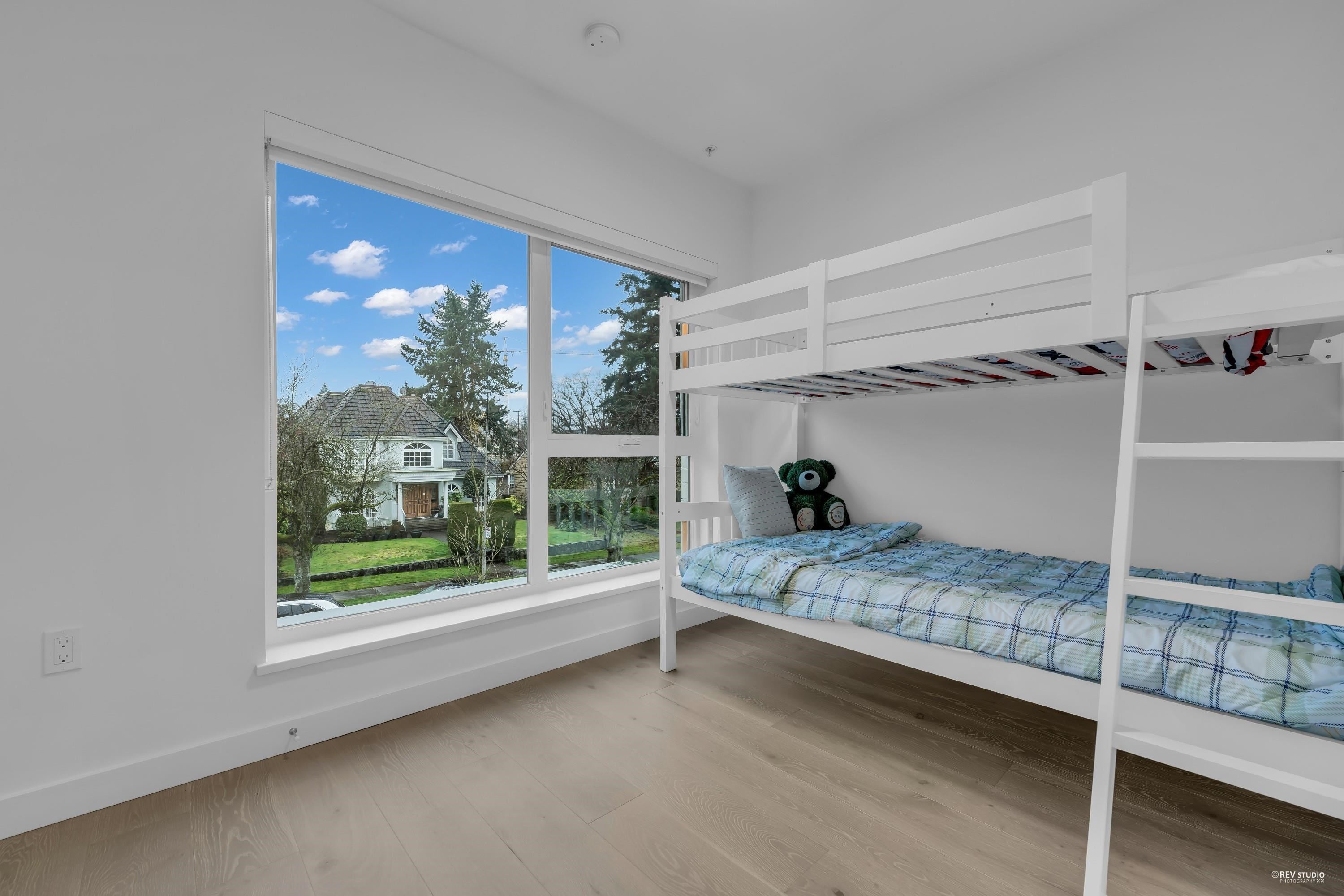 659 30Th Avenue W, Vancouver, BC