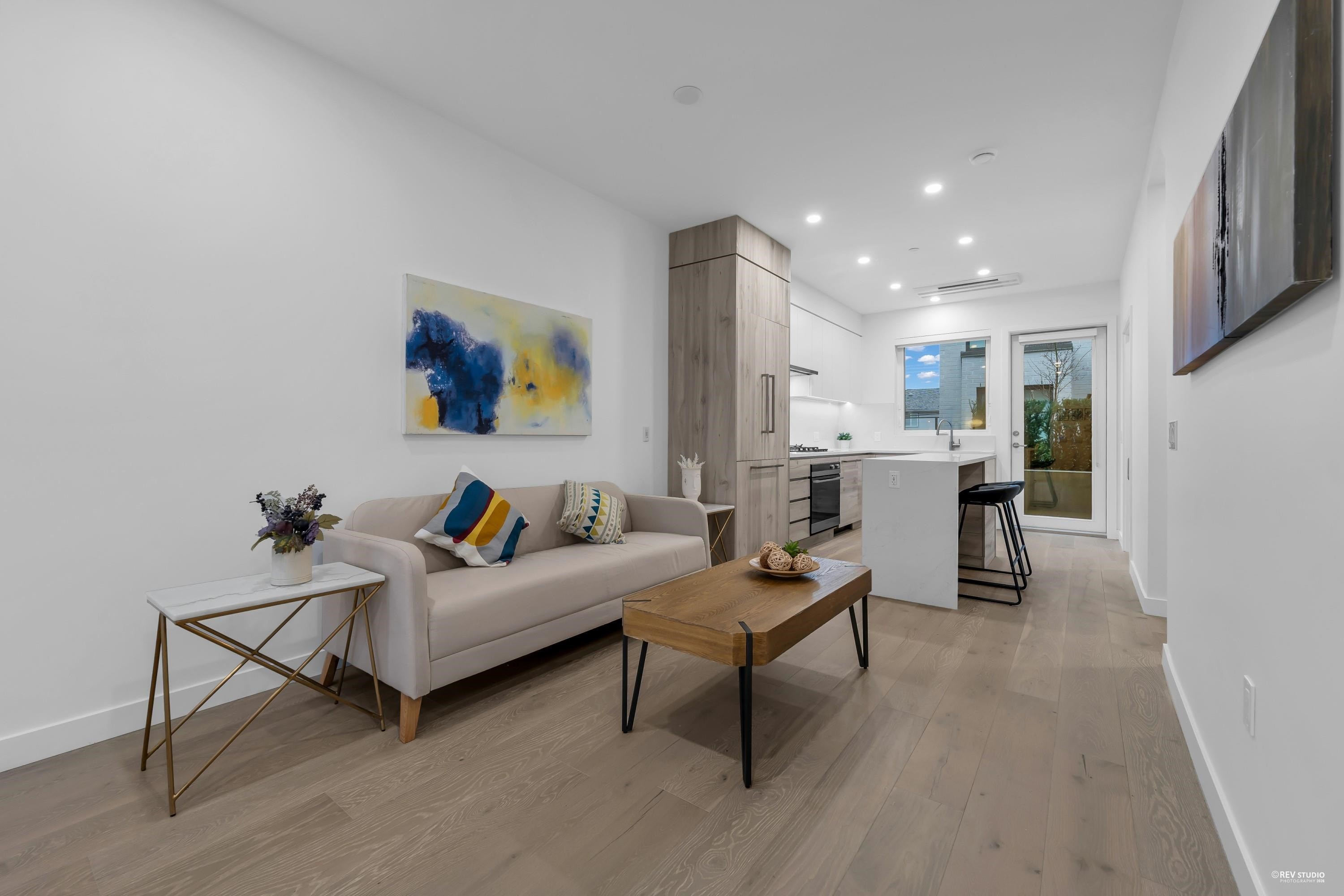 659 30Th Avenue W, Vancouver, BC