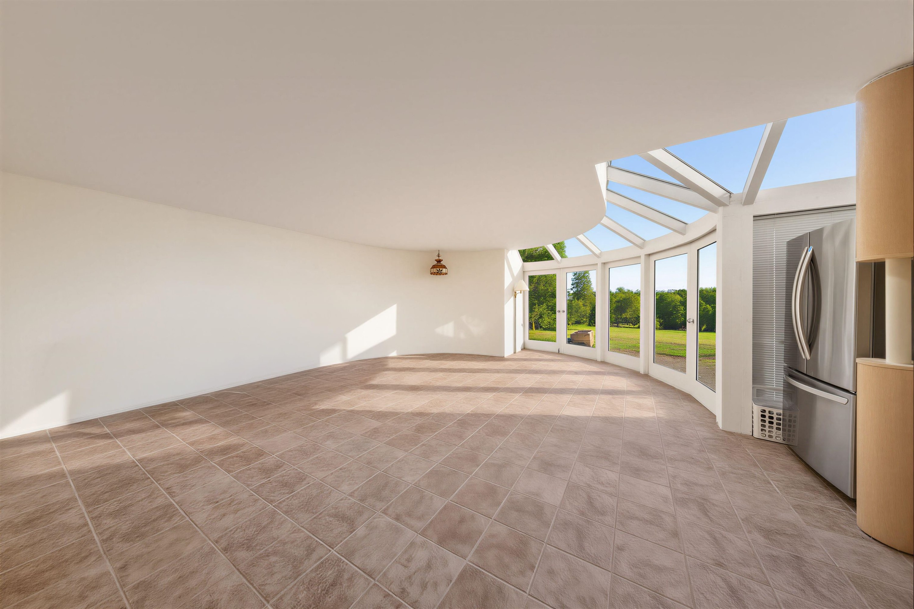 875 Eyremount Drive, West Vancouver, BC