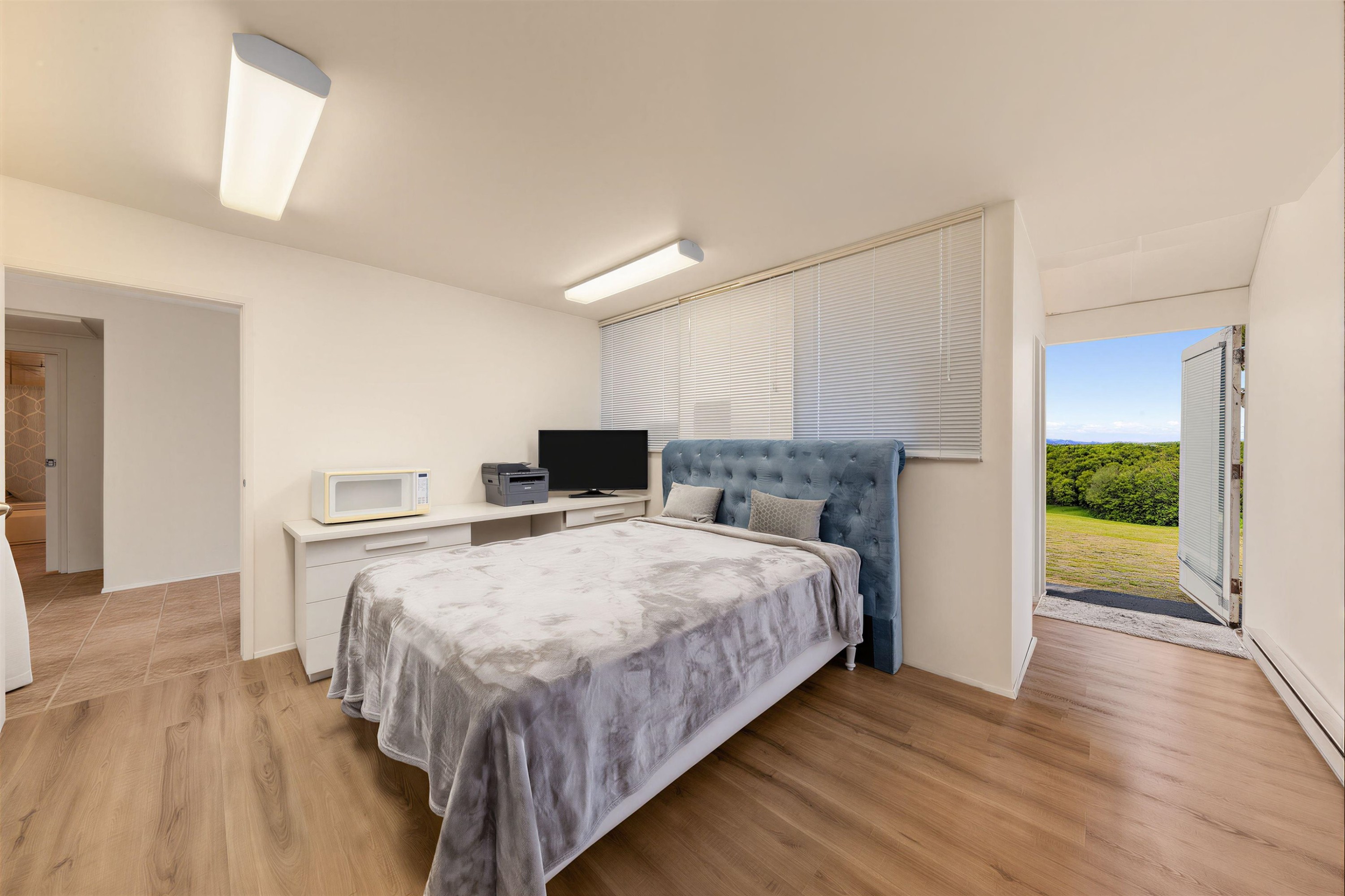 875 Eyremount Drive, West Vancouver, BC