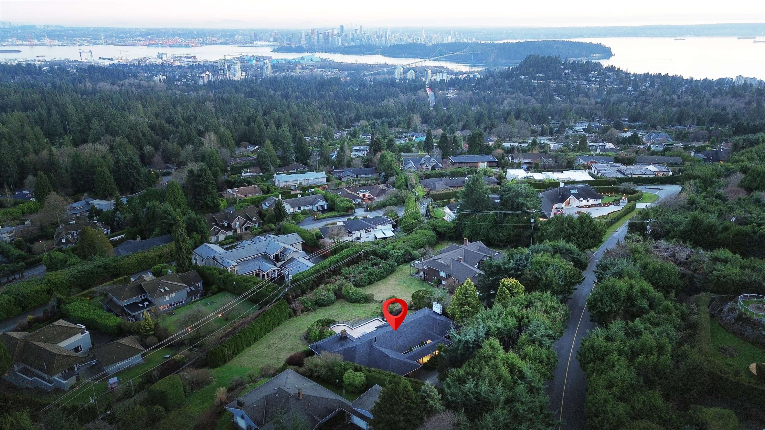 875 Eyremount Drive, West Vancouver, BC