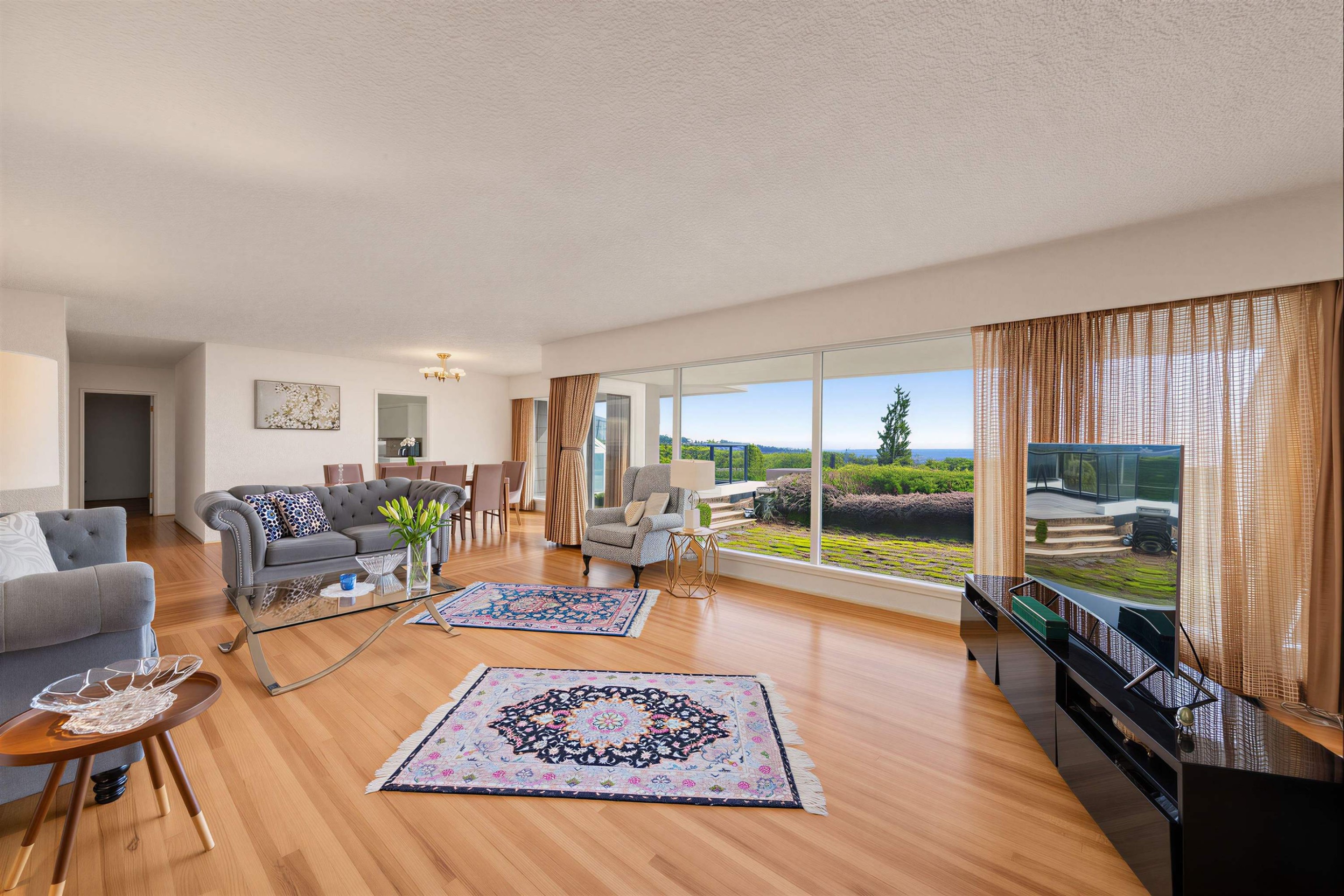 875 Eyremount Drive, West Vancouver, BC