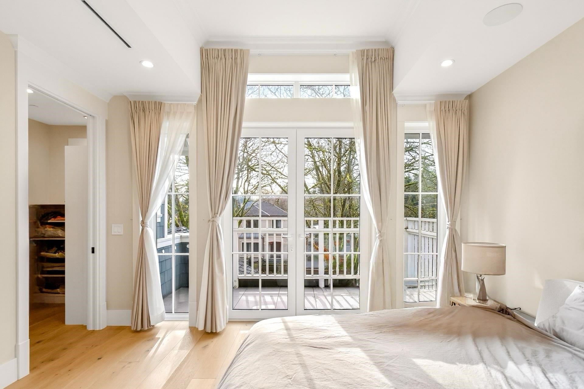 4089 19Th Avenue W, Vancouver, BC