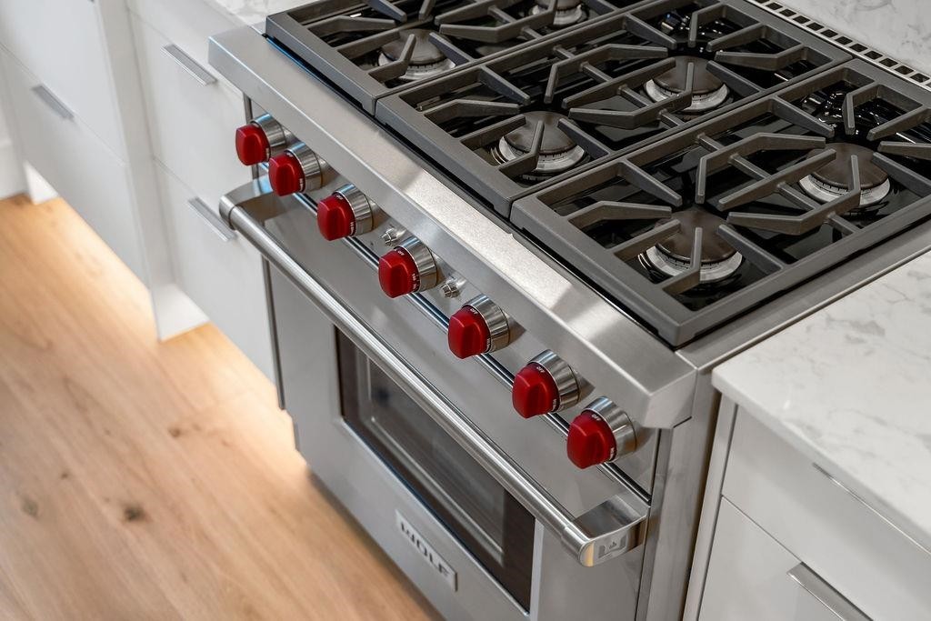 1141 33Rd Avenue W, Vancouver, BC