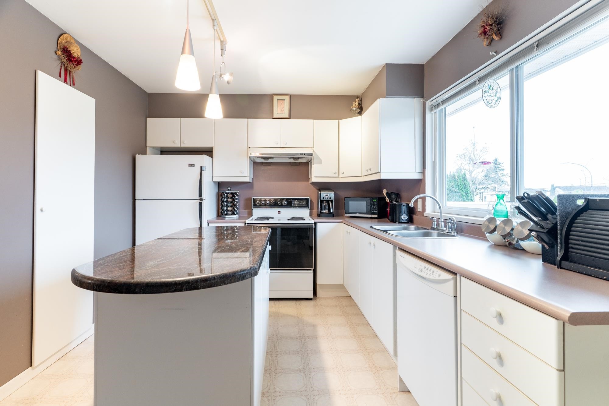 8140 Fairdell Crescent, Richmond, BC