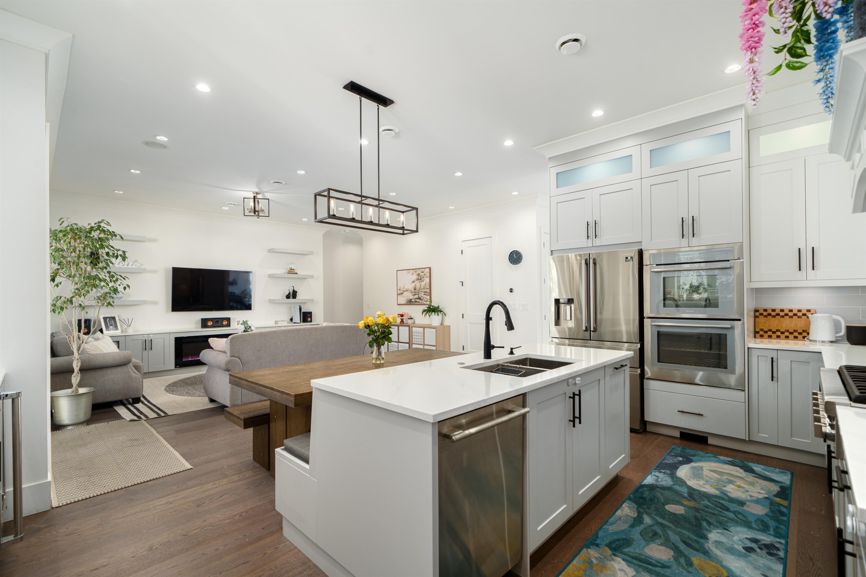 8631 Odlin Crescent, Richmond, BC