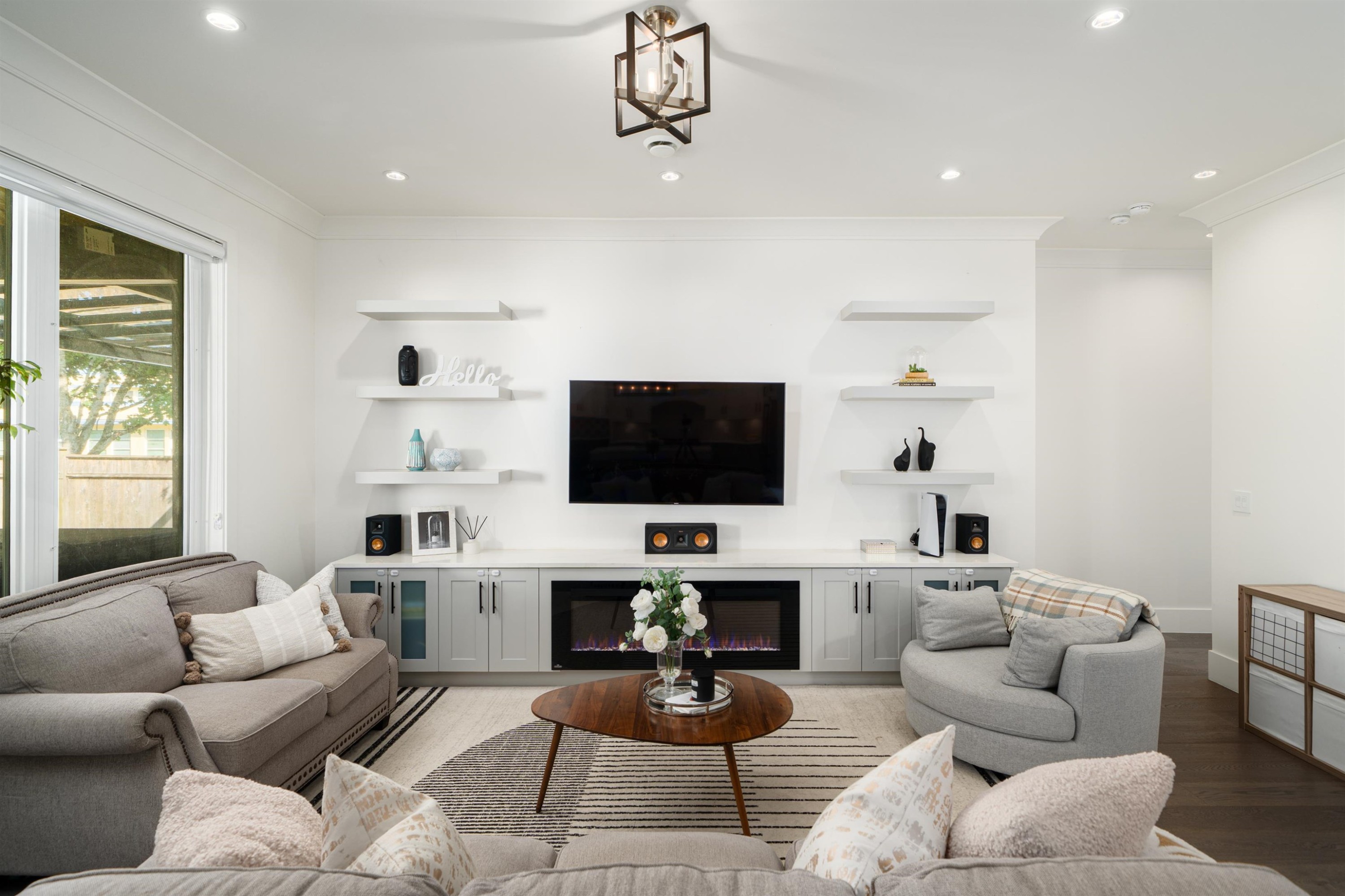 8631 Odlin Crescent, Richmond, BC