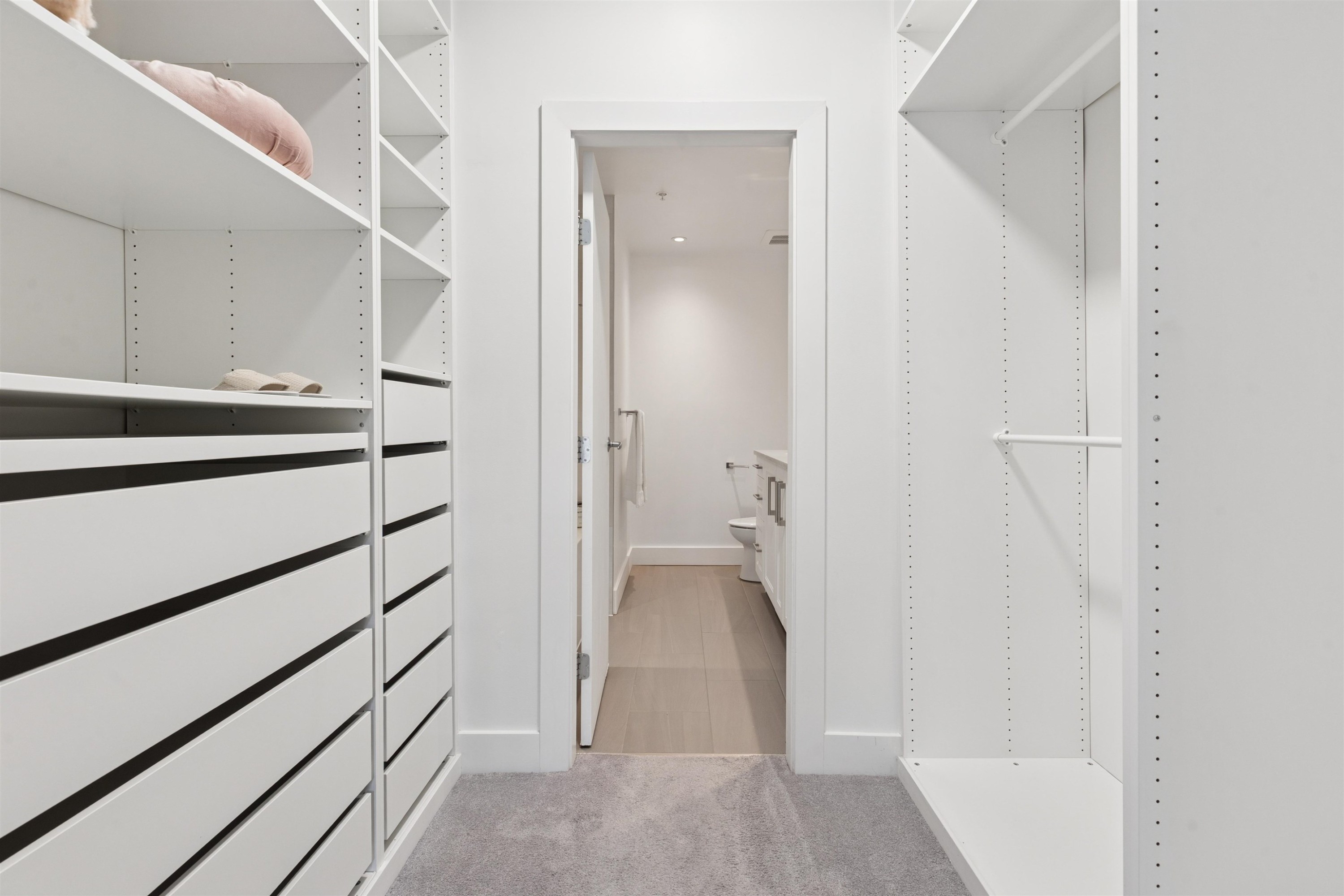 2288 Redbud Lane, Vancouver, BC