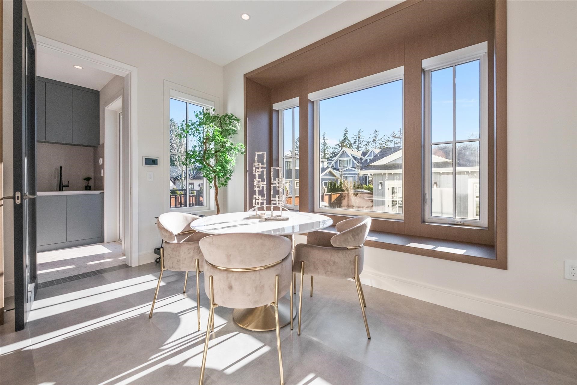 3852 50Th Avenue W, Vancouver, BC