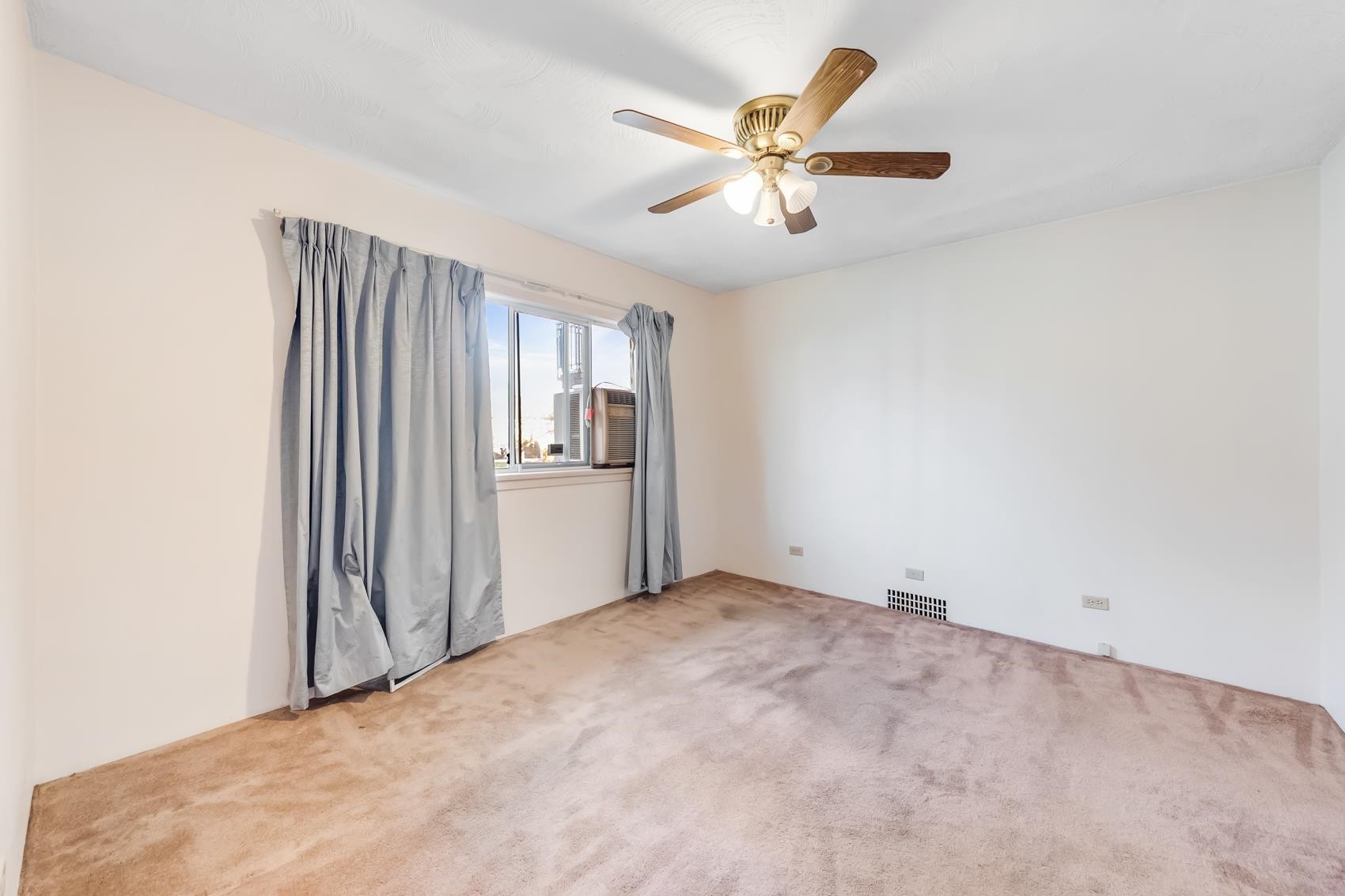 2804 Euclid Avenue, Vancouver, BC