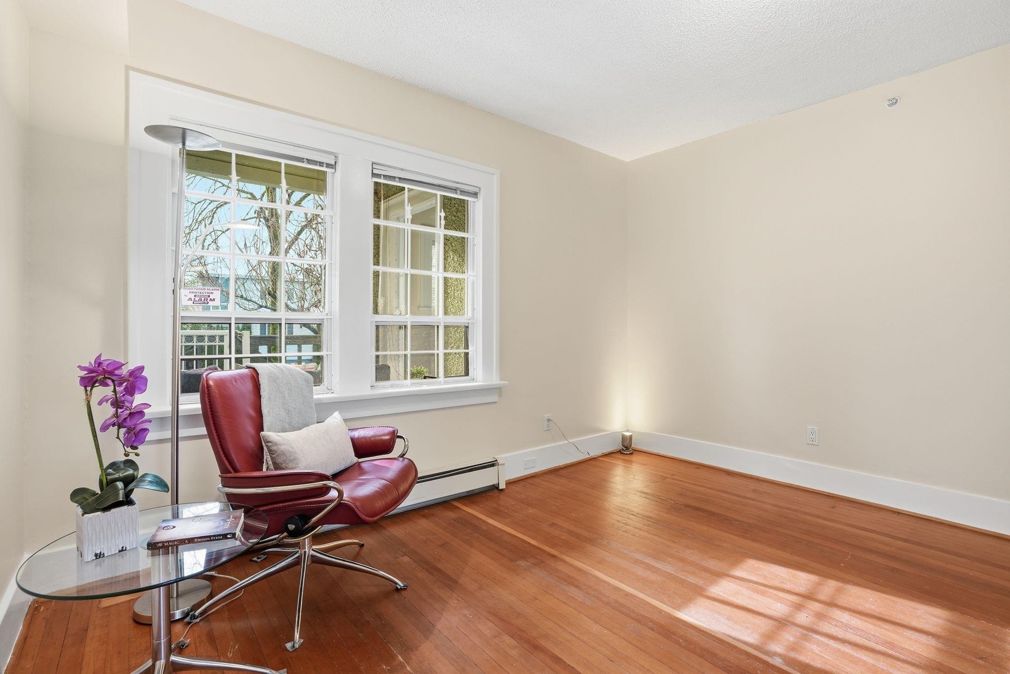 909 18Th Avenue W, Vancouver, BC