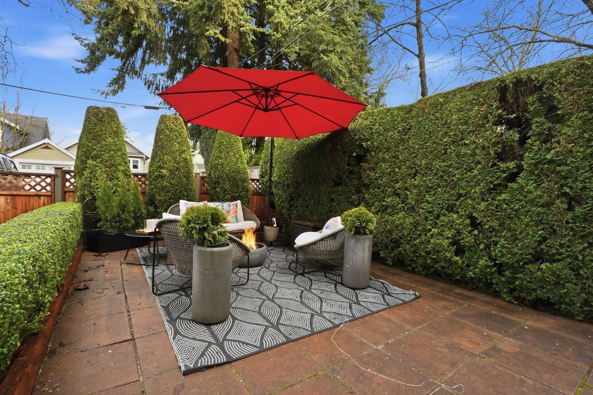 909 18Th Avenue W, Vancouver, BC