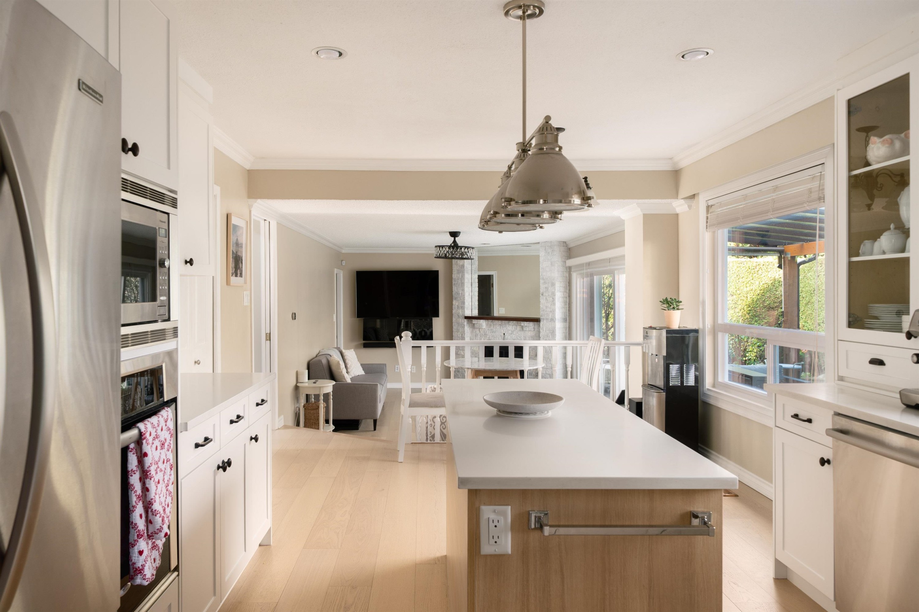 6811 Juniper Drive, Richmond, BC