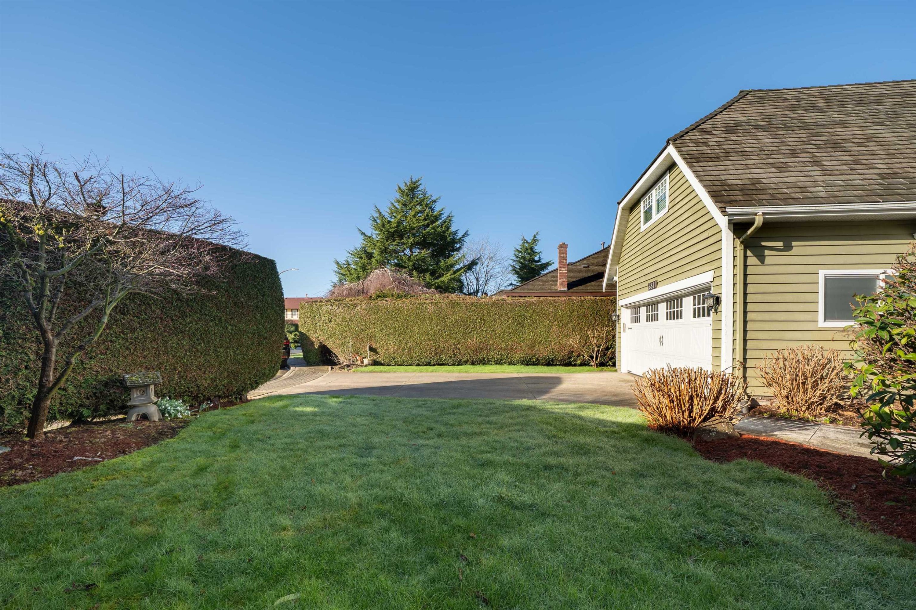 6811 Juniper Drive, Richmond, BC