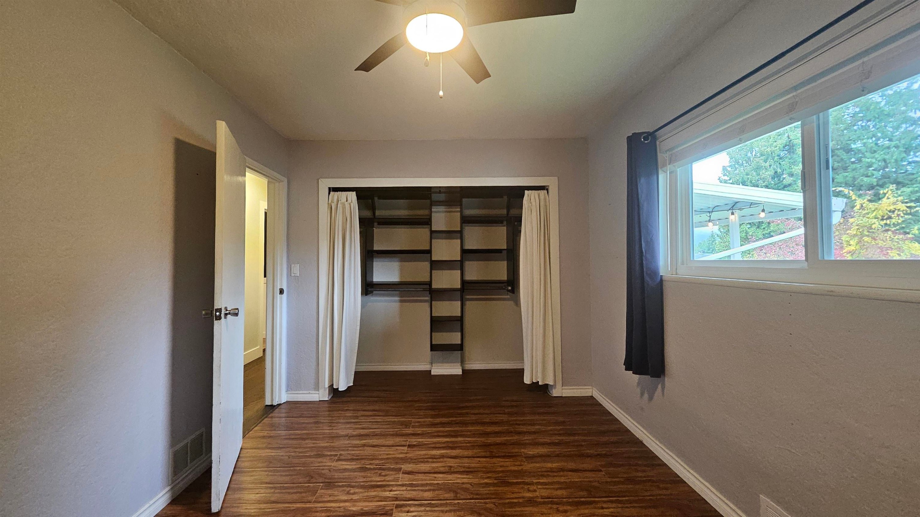 845 Smith Avenue, Coquitlam, BC