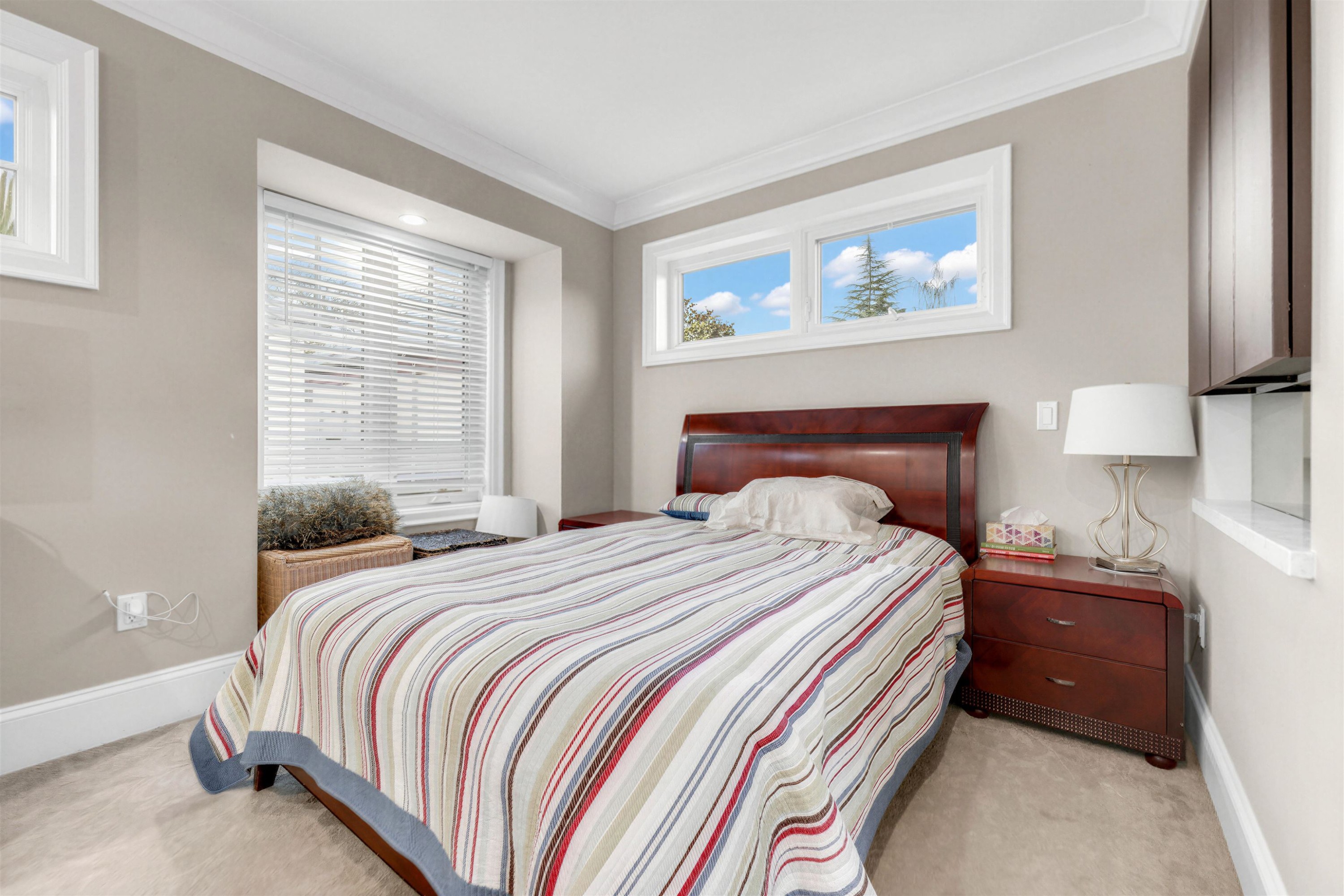 4320 8Th Avenue W, Vancouver, BC