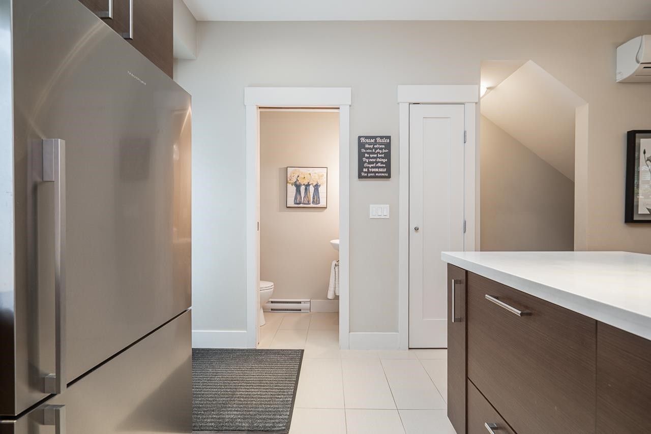 5946 Oak Street, Vancouver, BC