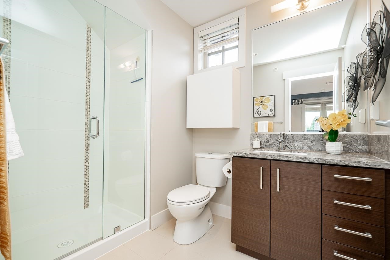 5946 Oak Street, Vancouver, BC