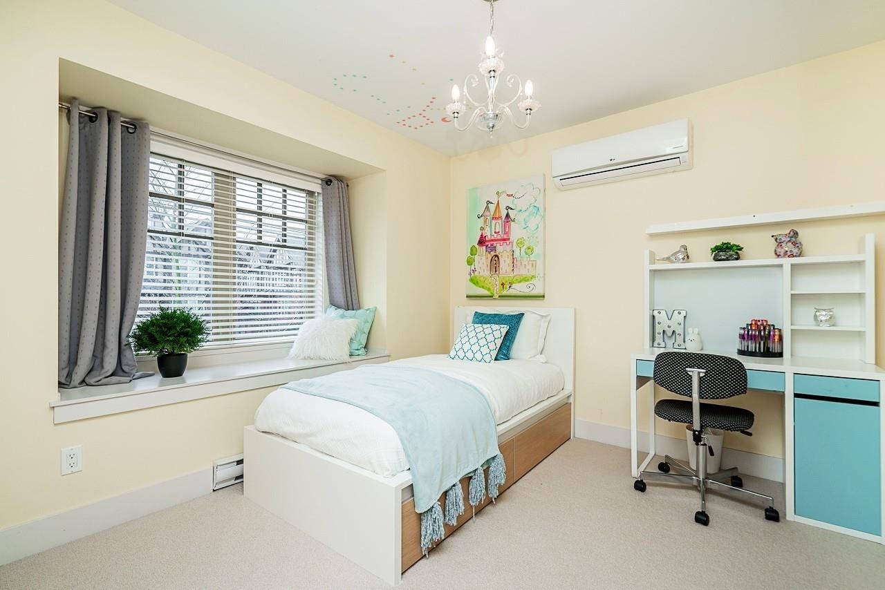 5946 Oak Street, Vancouver, BC