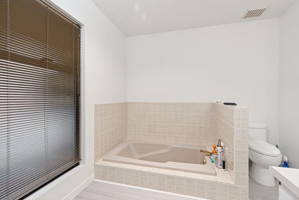 6626 Turnberry Crescent, Vancouver, BC