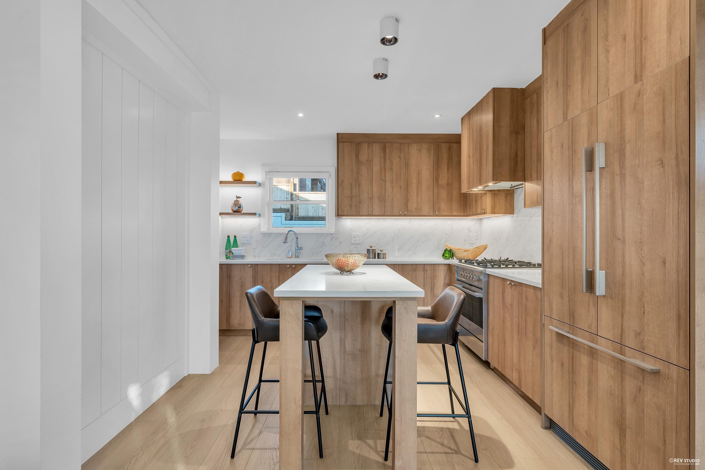 103 1125 Cartier Avenue, Coquitlam, BC