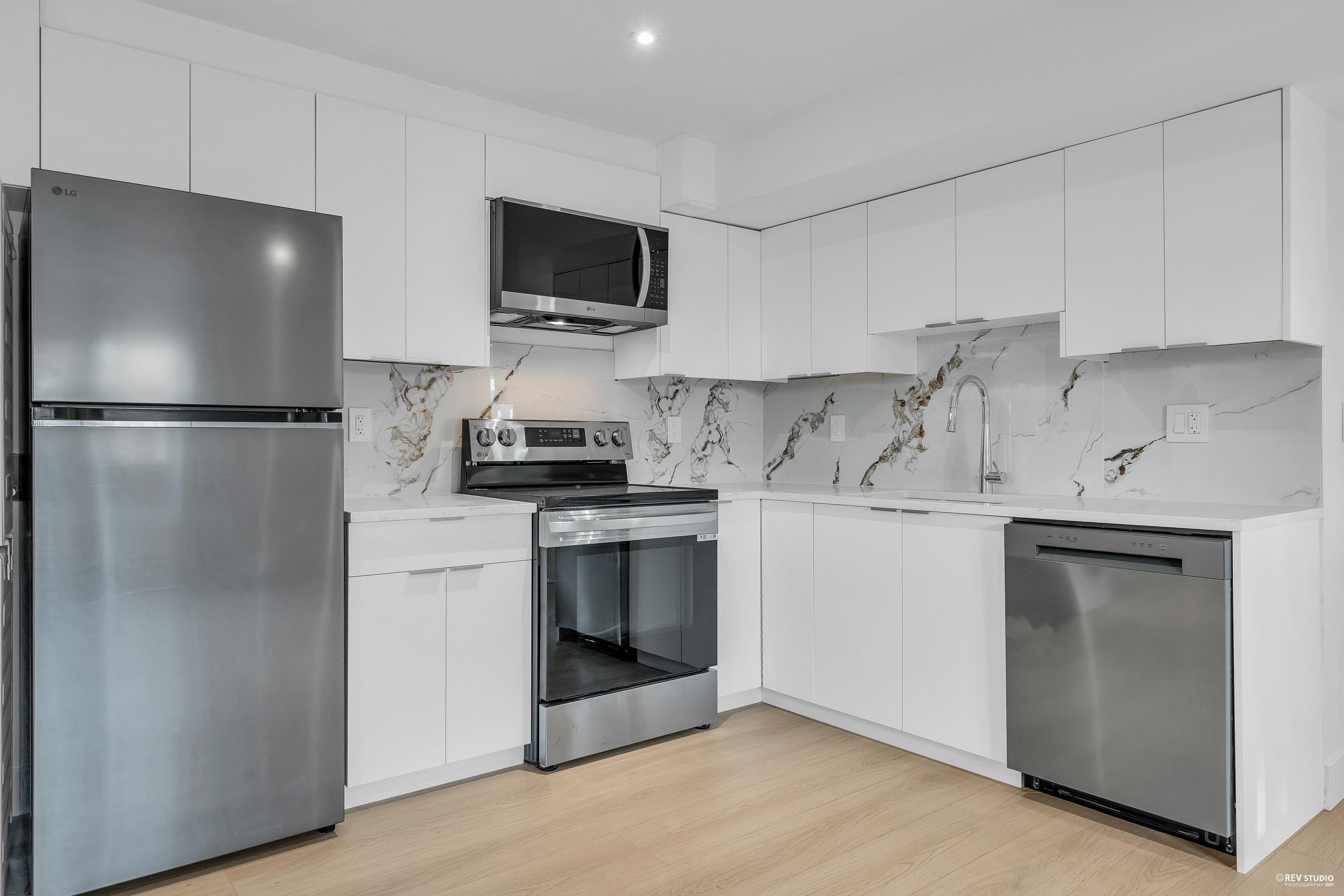 103 1125 Cartier Avenue, Coquitlam, BC