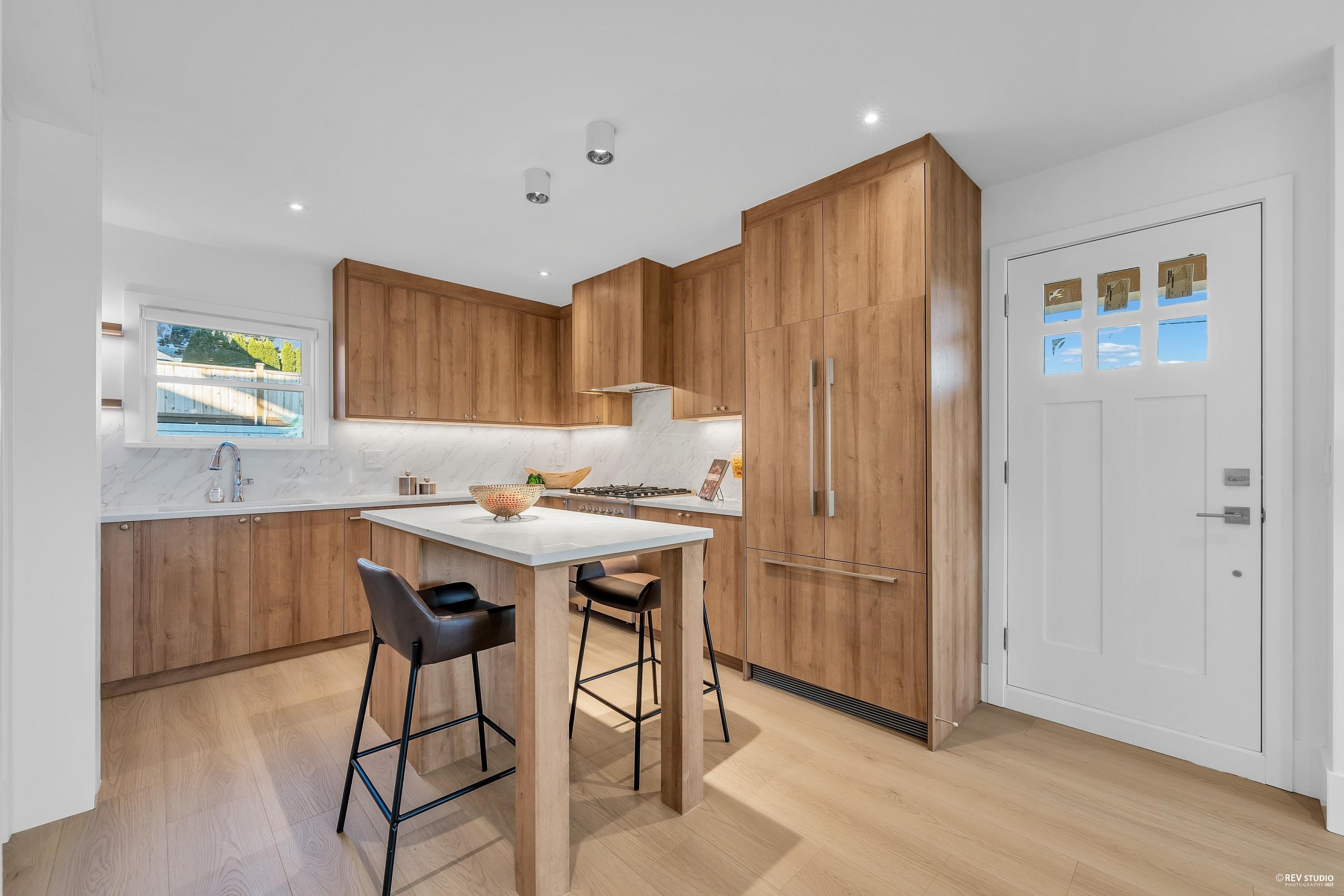 103 1125 Cartier Avenue, Coquitlam, BC