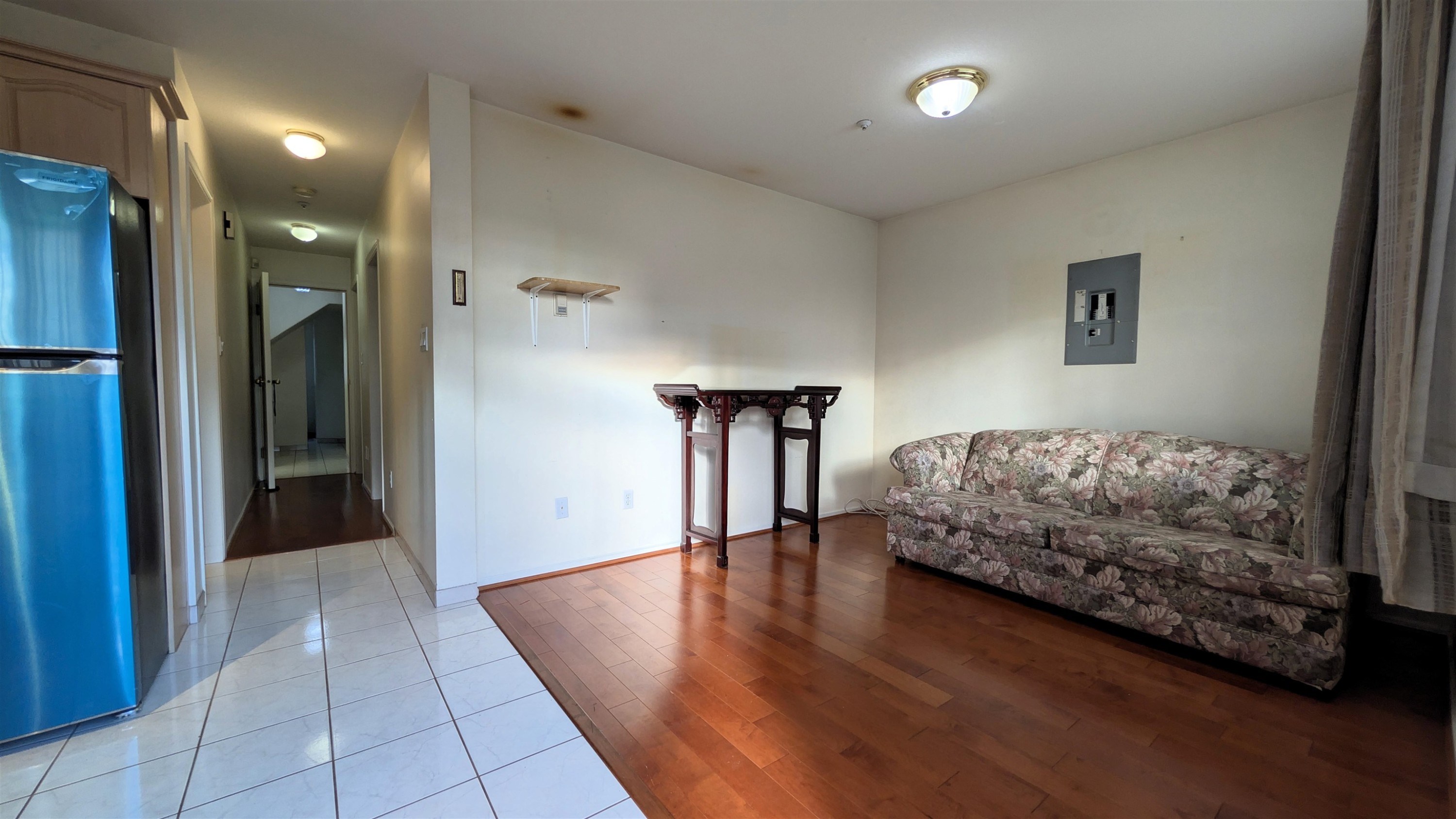 708 49Th Avenue E, Vancouver, BC