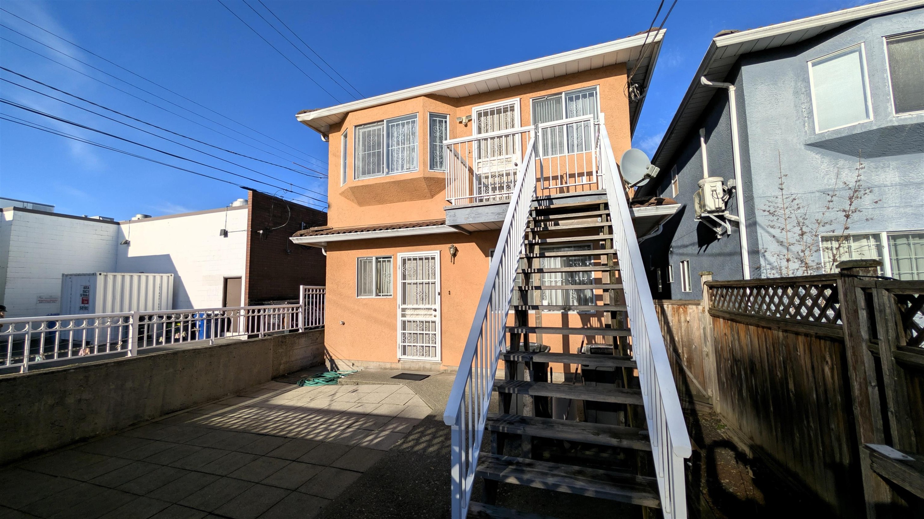 708 49Th Avenue E, Vancouver, BC