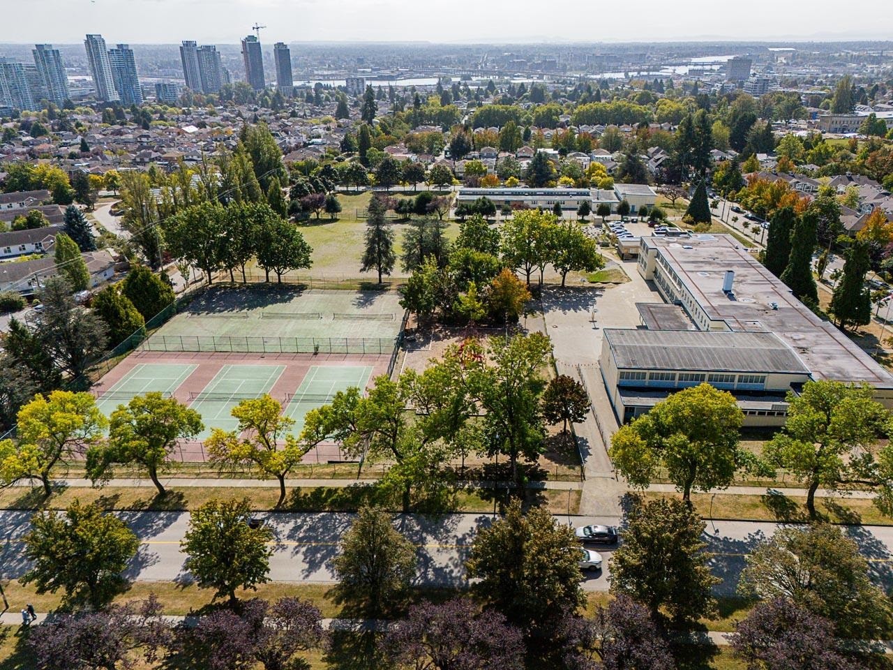 970 64Th Avenue W, Vancouver, BC