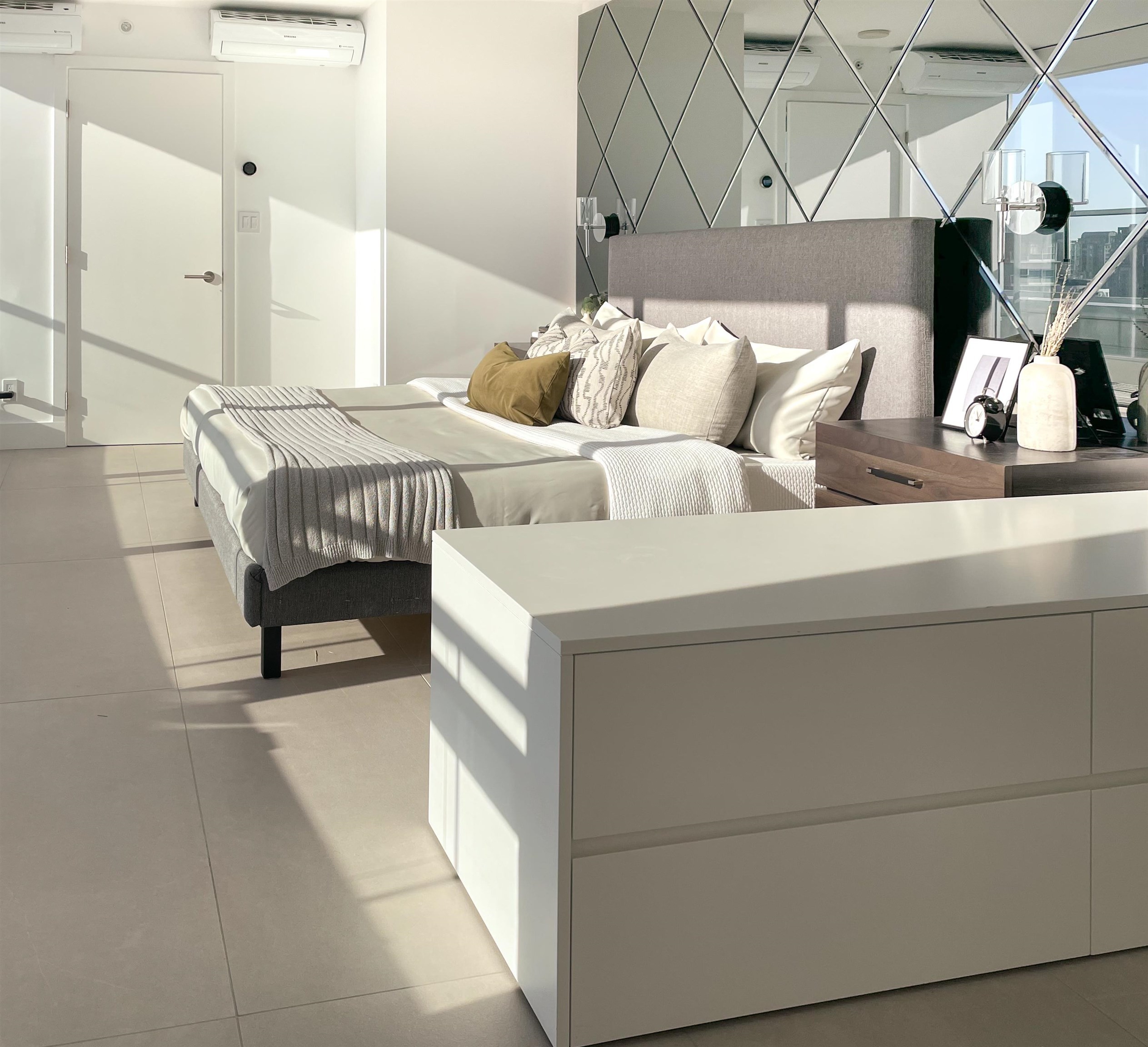 3703-689 Abbott Street, Vancouver, BC