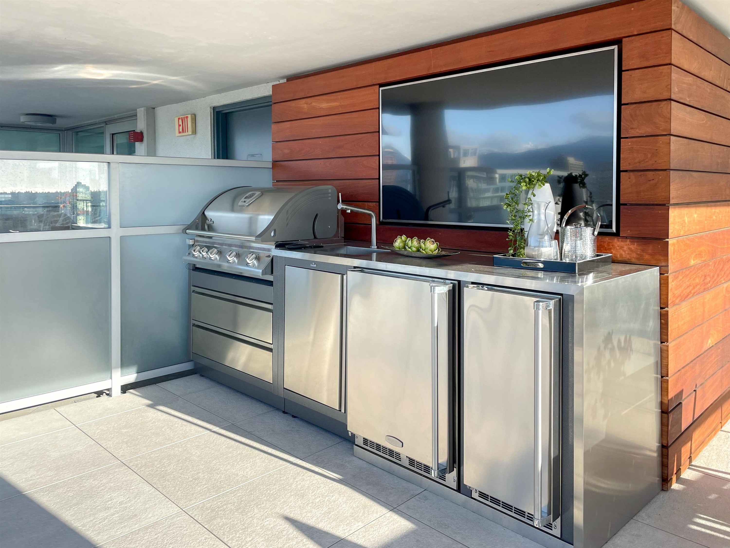 3703-689 Abbott Street, Vancouver, BC