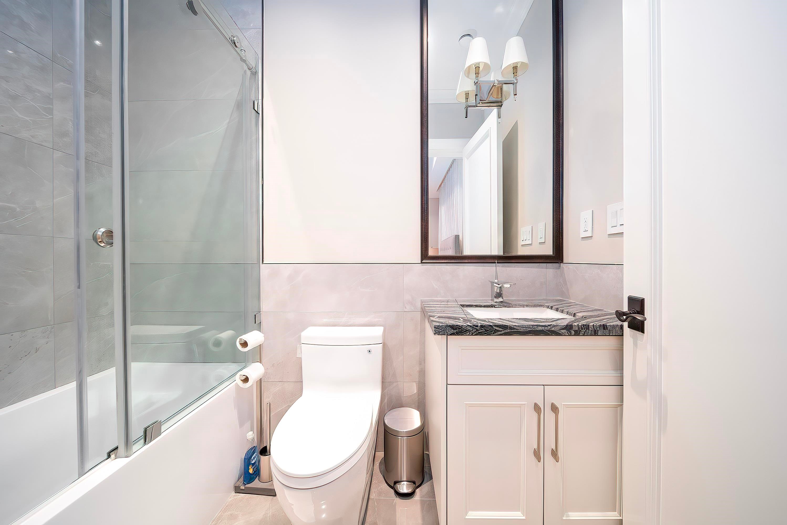 6338 Elm Street, Vancouver, BC