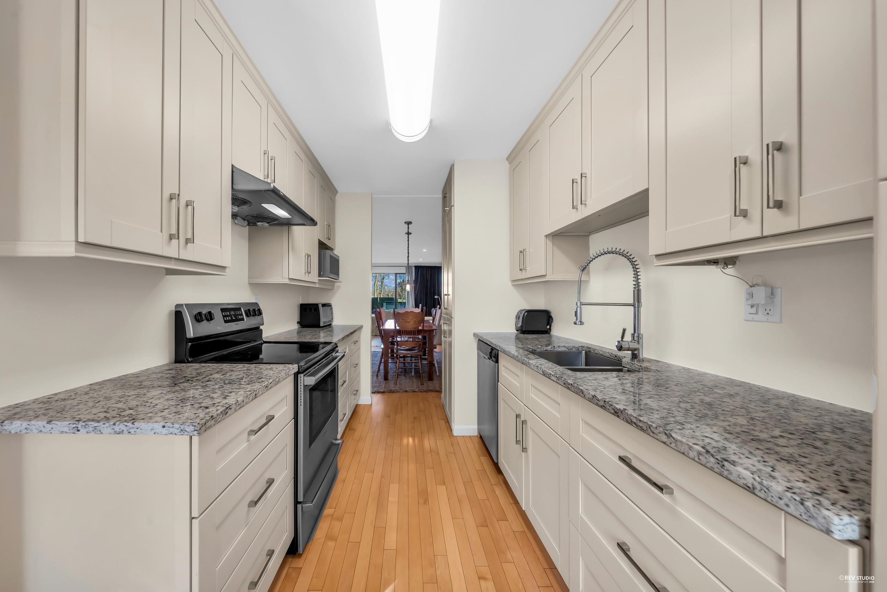 1031 Scantlings, Vancouver, BC