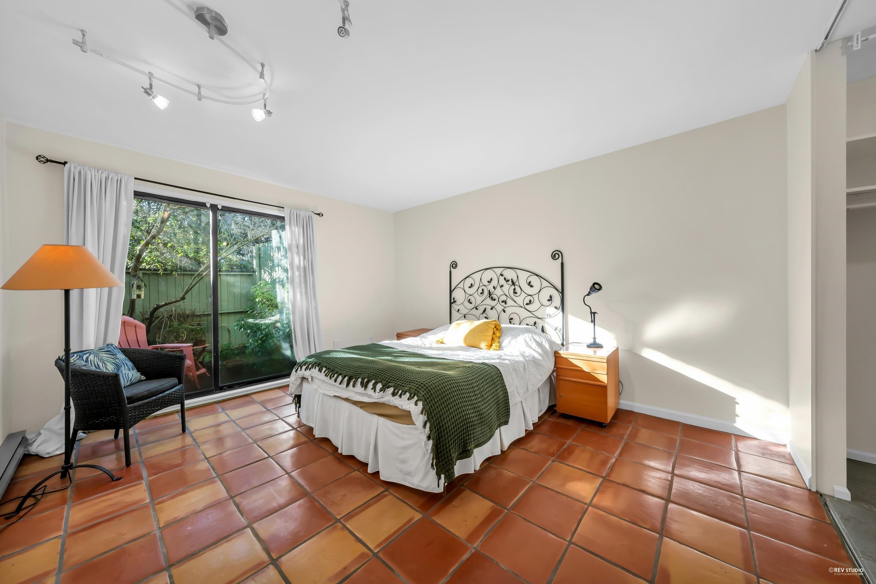 1031 Scantlings, Vancouver, BC