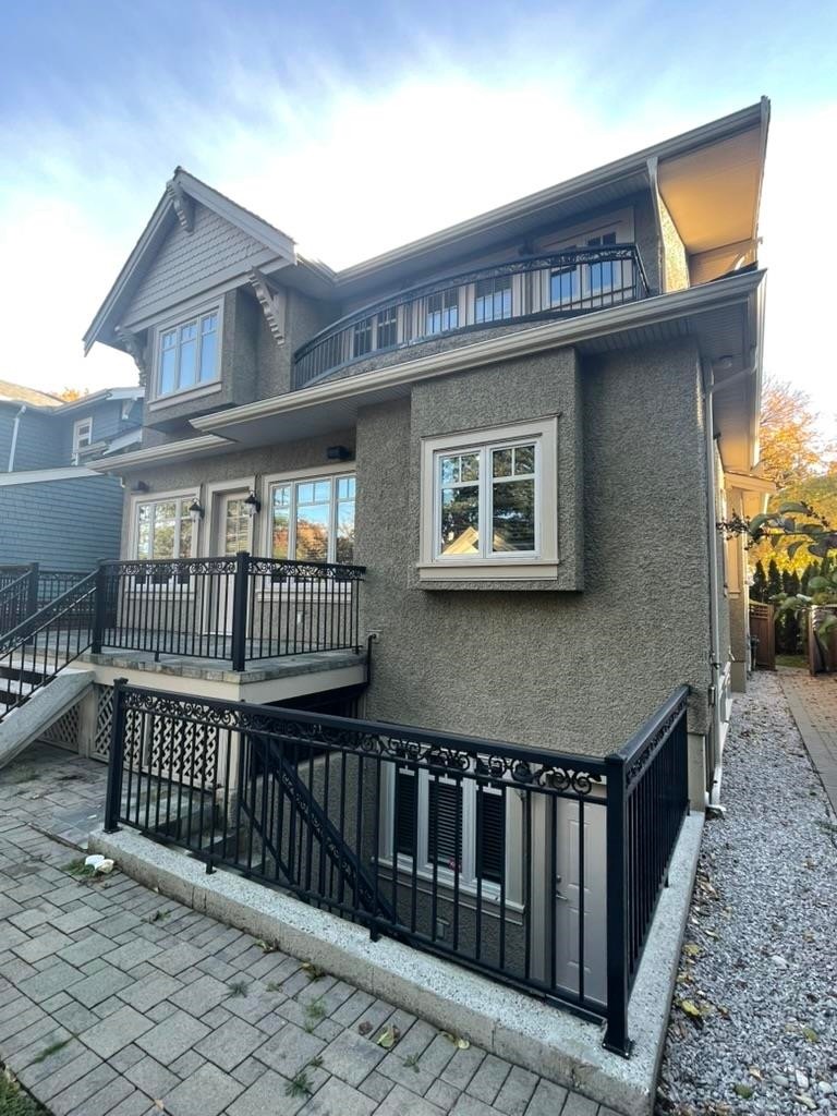 3125 38Th Avenue W, Vancouver, BC