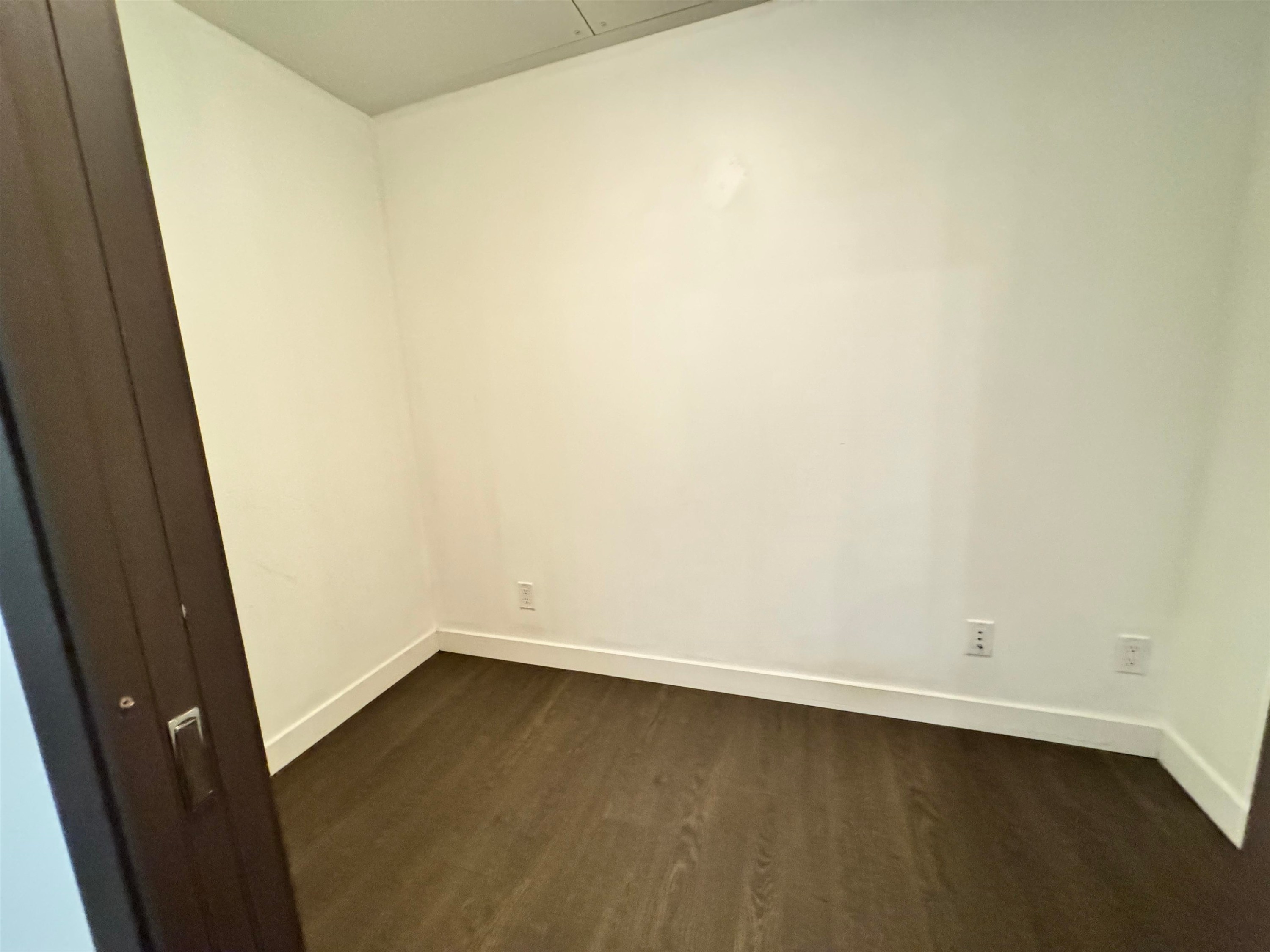 68 Smithe Street, Vancouver, BC