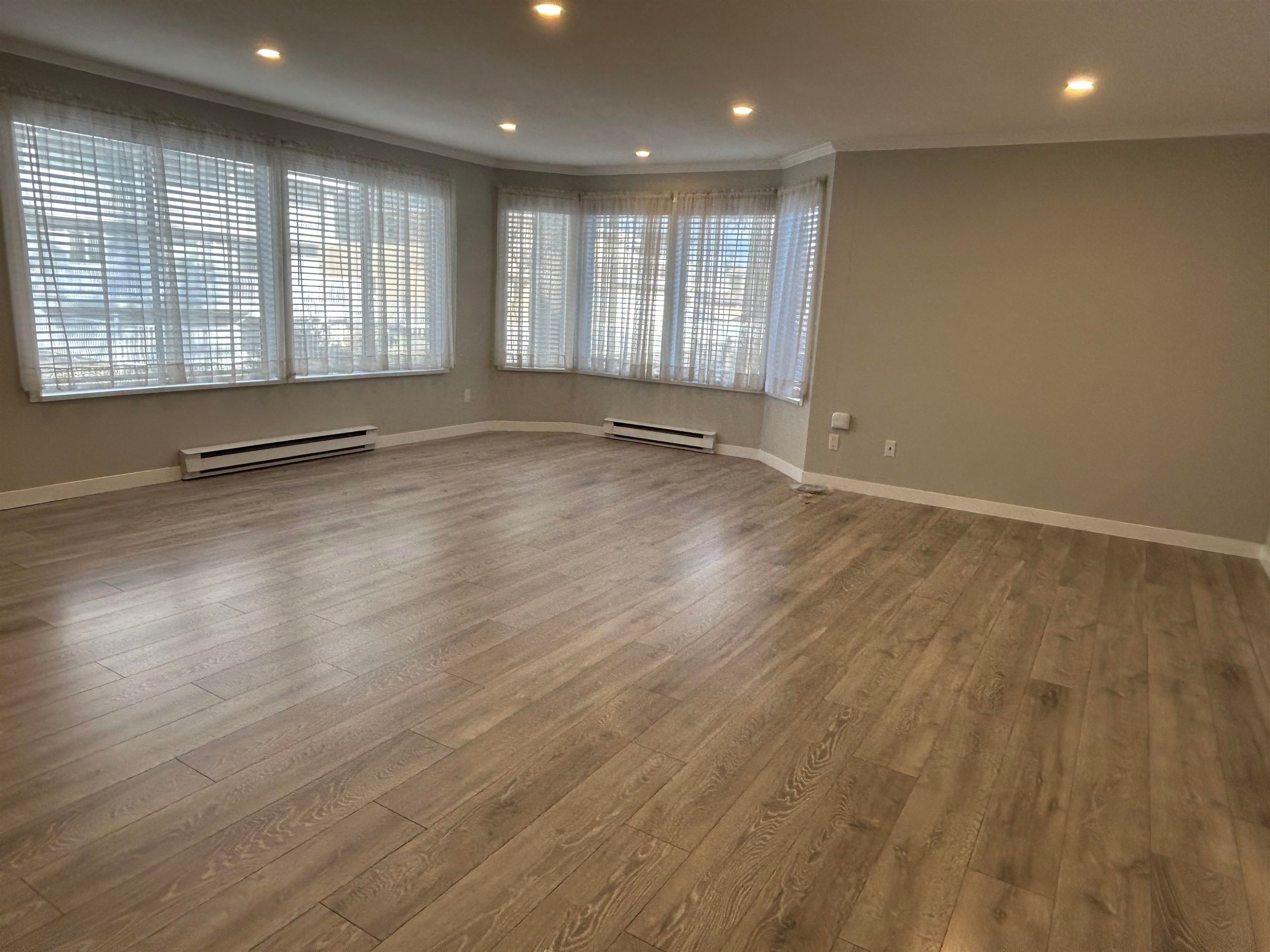 105-5875 Imperial Street, Burnaby, BC