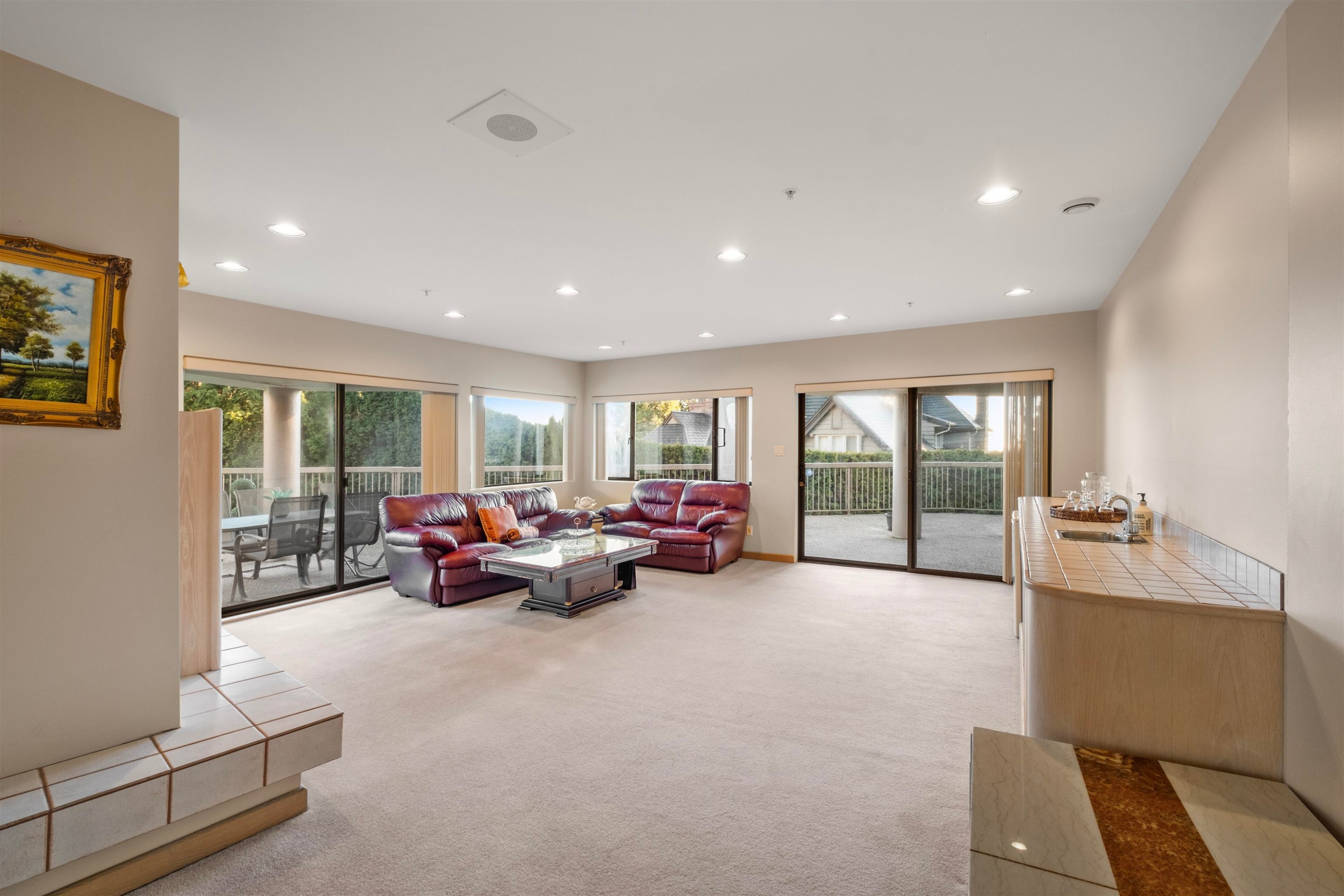 2490 Westhill Court, West Vancouver, BC